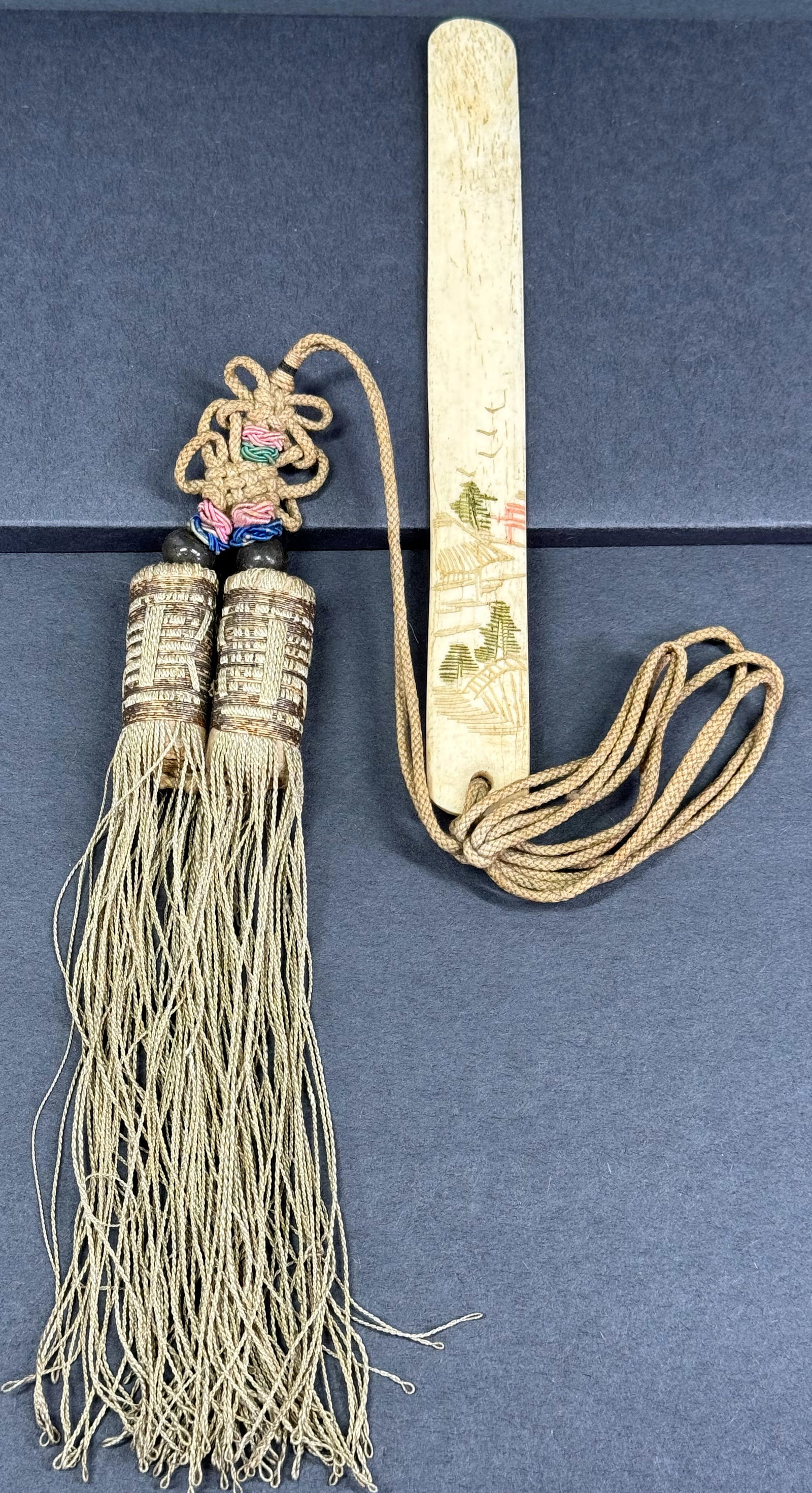 Vintage Japanese Bone Bookmark Page Turner with glass beads long tassel.: Vintage Japanese carved and colored bone Bookmark Page Turner with glass beads long tassel. Unmarked. For measures please refer to the pictures taken with a measuring tape. Weight: 17 Grams. This is a