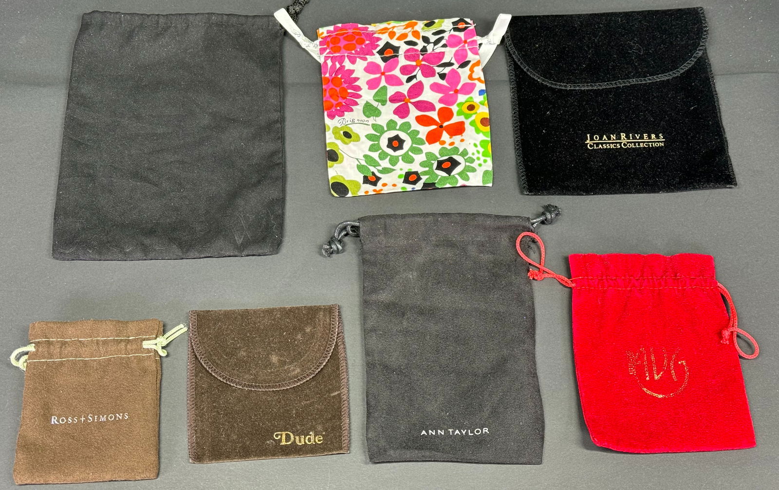 Vintage assorted Brighton, Joan Rivers & other  jewelry bags. Lot of  7. (1 of 8)