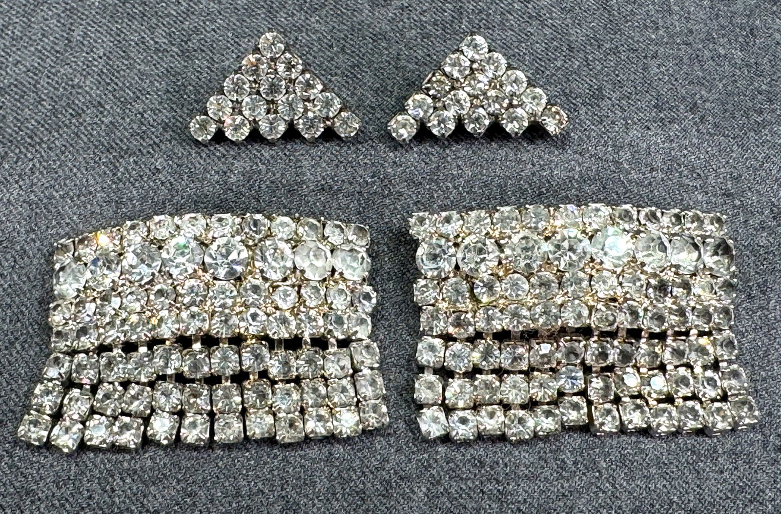 Vintage assorted clear rhinestones silvertone metal shoe clips, one with fringe (1 of 4)