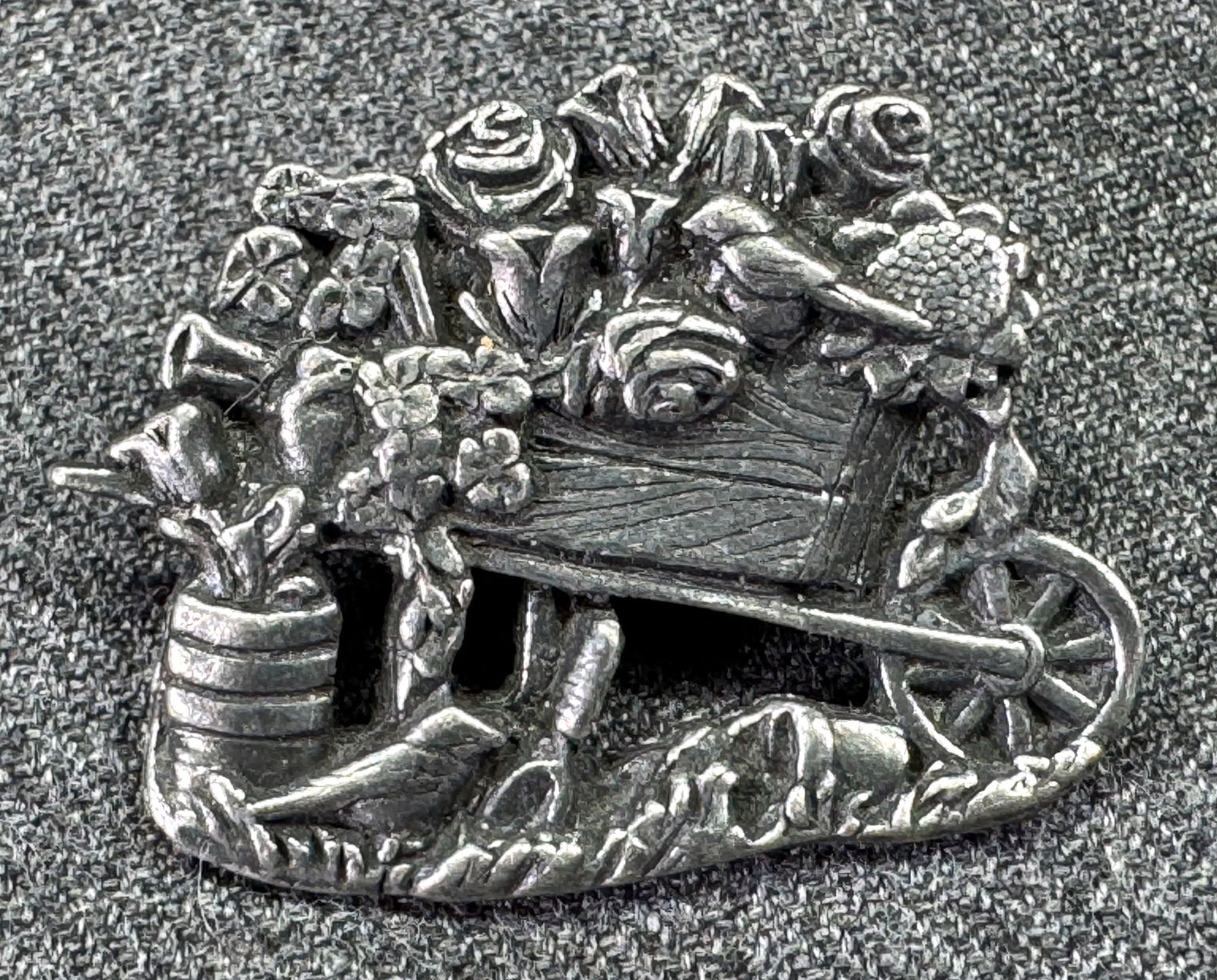 Vintage Birds & Blooms Limited Edition 2001 Pewter Pin Brooch. (1 of 7)