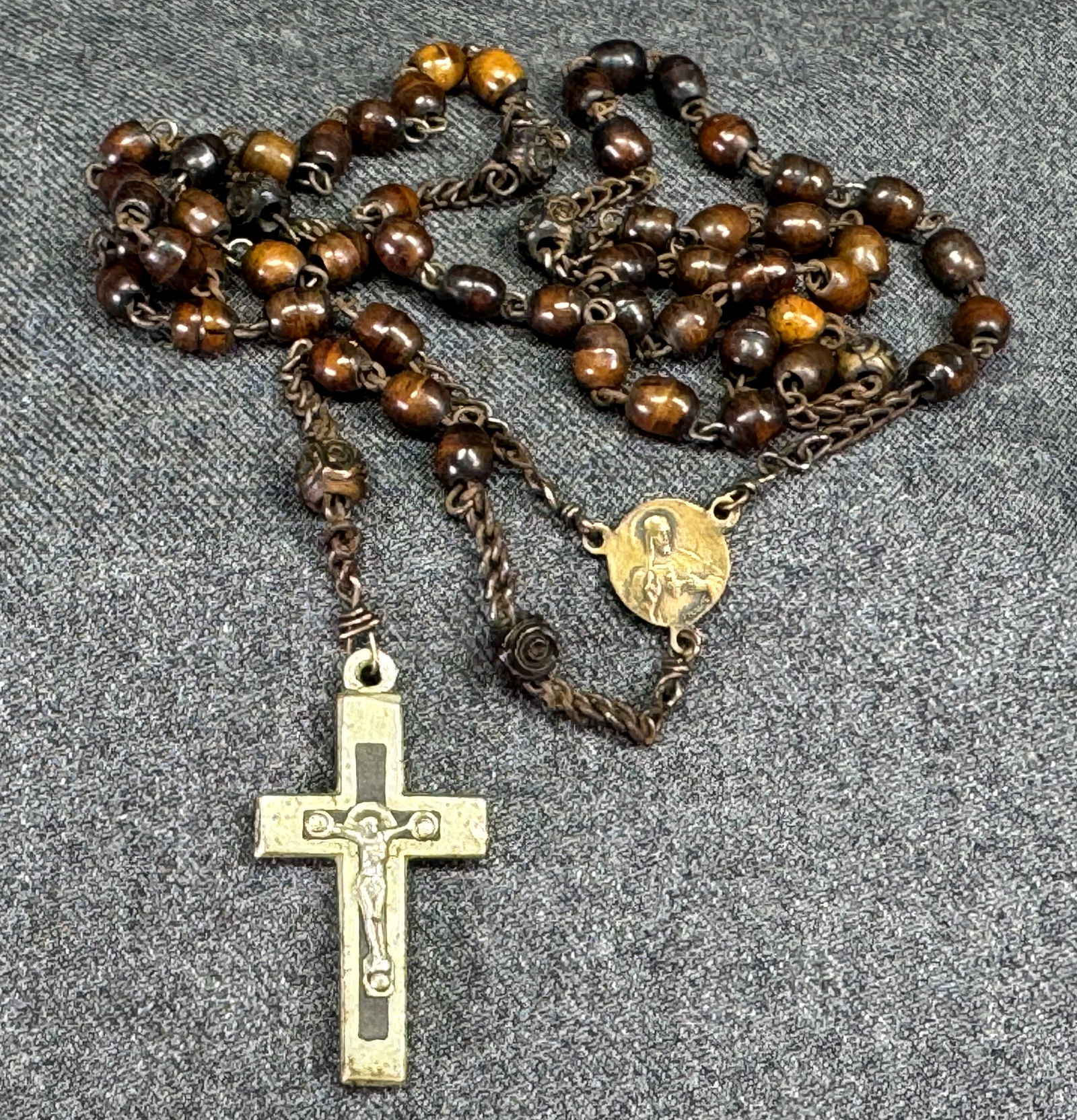 Antique French Virgo Carmel Ora Pro Me S Sacapulare medal wooden & metal rosary (1 of 13)