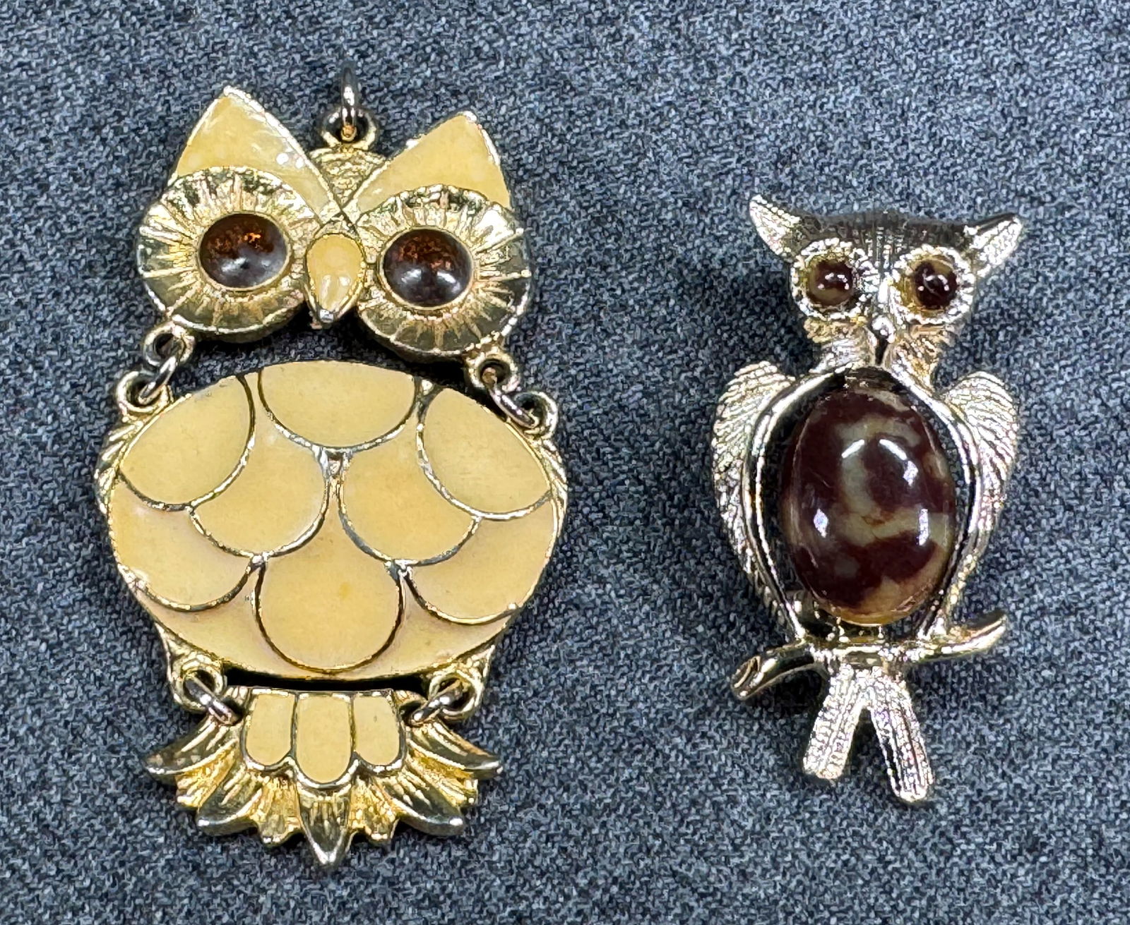 Vintage owl eyes and belly celluloid pin brooch & enamel dangling body pendant (1 of 7)