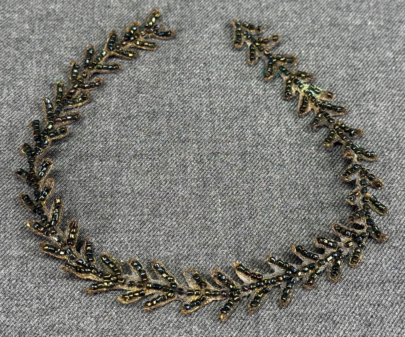 Antique art deco flapper glass beaded metallic trim (1 of 6)