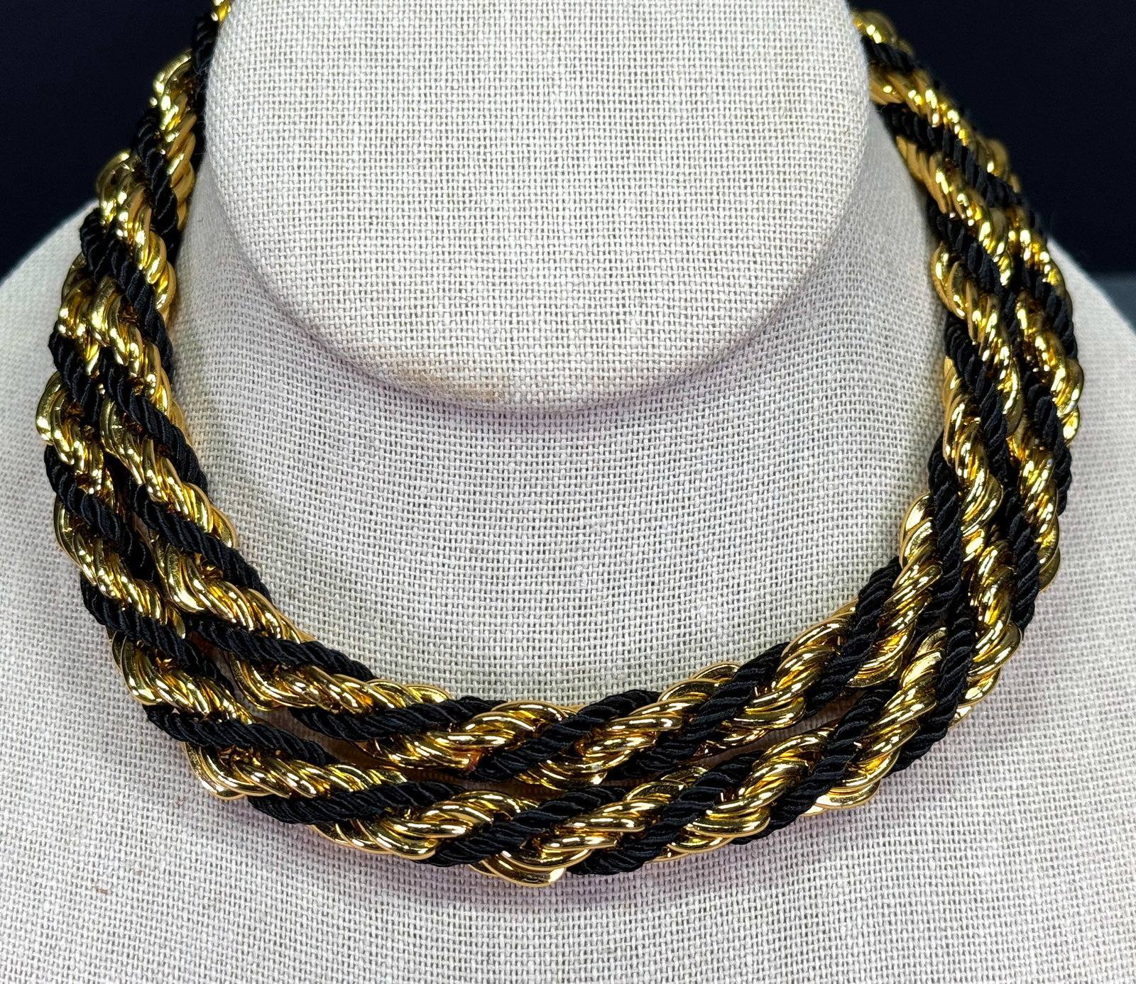 Vintage 80s black silky rope & goldtone metal woven chain necklace: Vintage 80s black silky rope & goldtone metal woven chain necklace. Unmarked For measures please refer to the pictures taken with a measuring tape. Weight: 56 Grams. This is a NO RESERVE AUCTION: ther