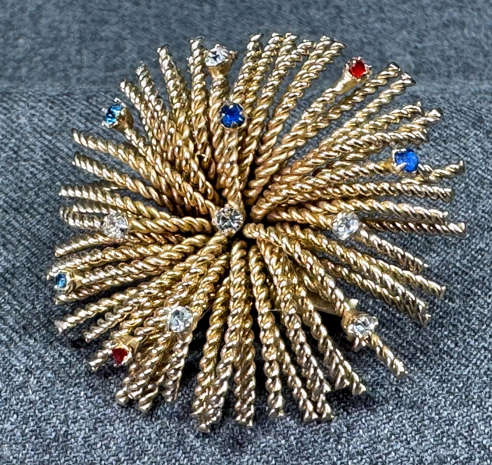 Vintage Unsigned Bergere Color Rhinestones Goldtone Starburst Fireworks Pin Brooch (1 of 6)