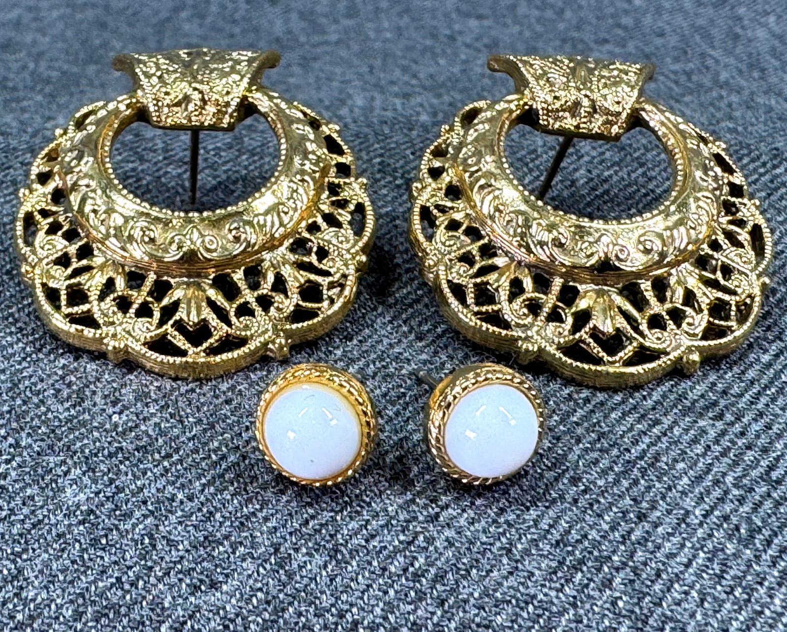 Vintage filigree and milky white plastic bead goldtone stud earrings. (1 of 5)