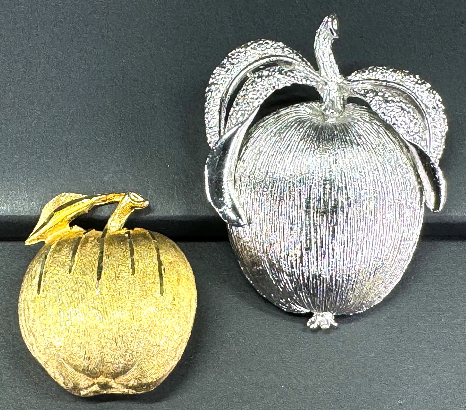Vintage brush silvertone pomegranate & BSK goldtone apple pin brooches (1 of 7)