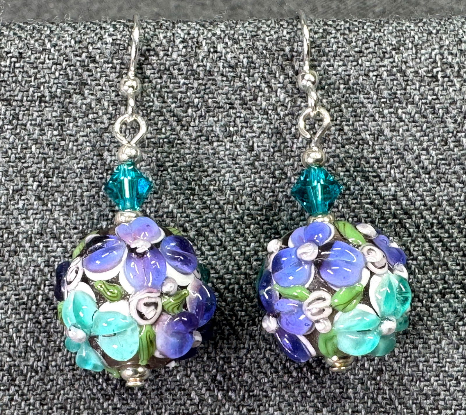 Artsy flowers glass bead faceted crystal silvertone metal hook earrings (1 of 4)