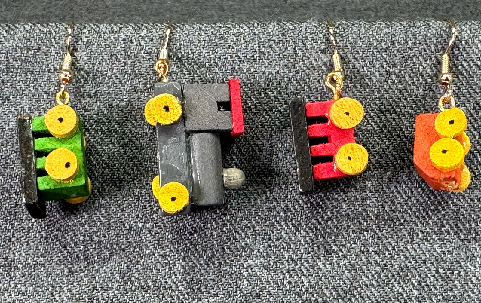 Vintage wooden train dangle goldtone hook earrings (1 of 5)