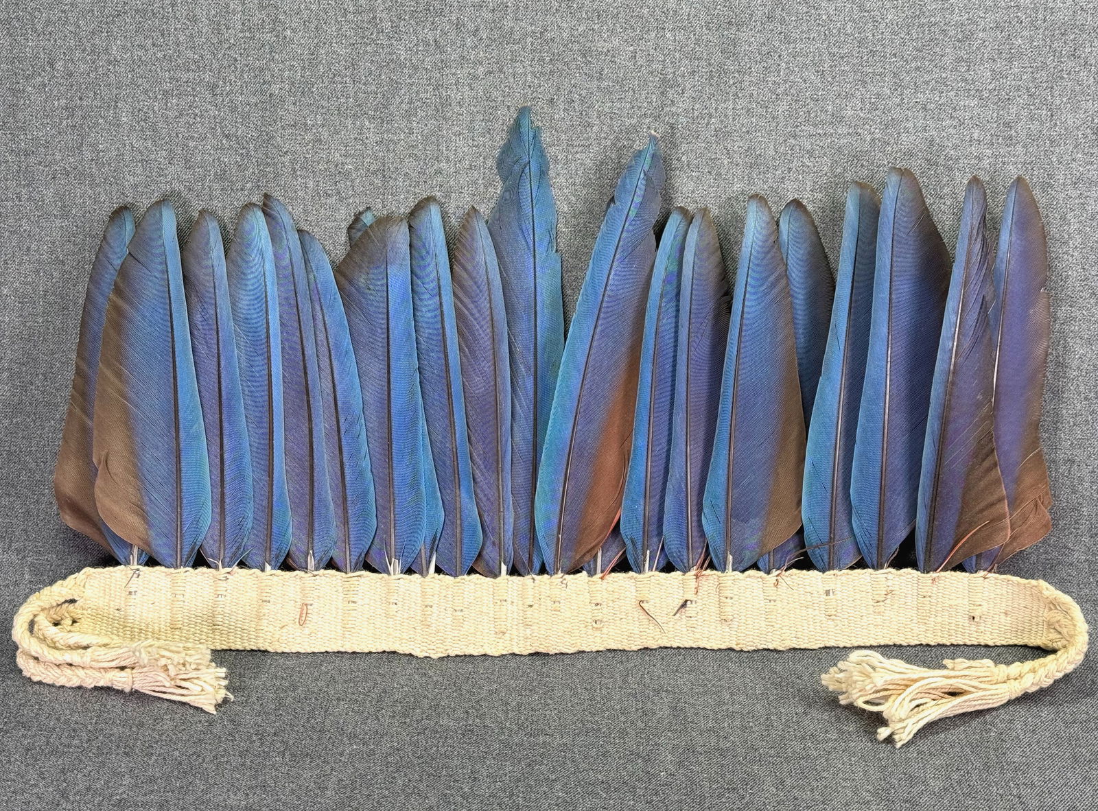 Amazonian Kayapo Feathers Headdress.: Amazonian Kayapo Feathers Headdress. For measures please refer to the pictures taken with a measuring tape. IN HOUSE Estimated* shipping and handling cost within the U.S. : $25 We combine shipping. *T