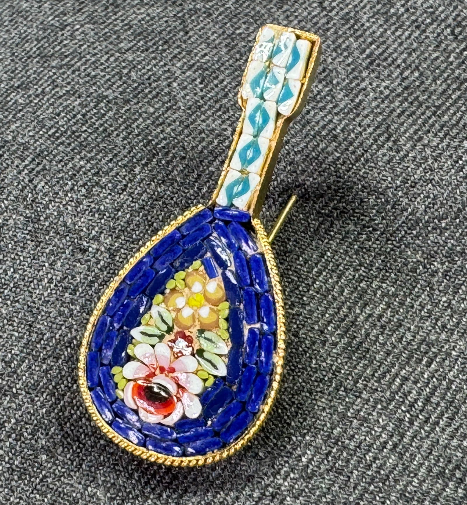 Vintage Italian Micromosaic Mandolin Brooch Pin (1 of 7)