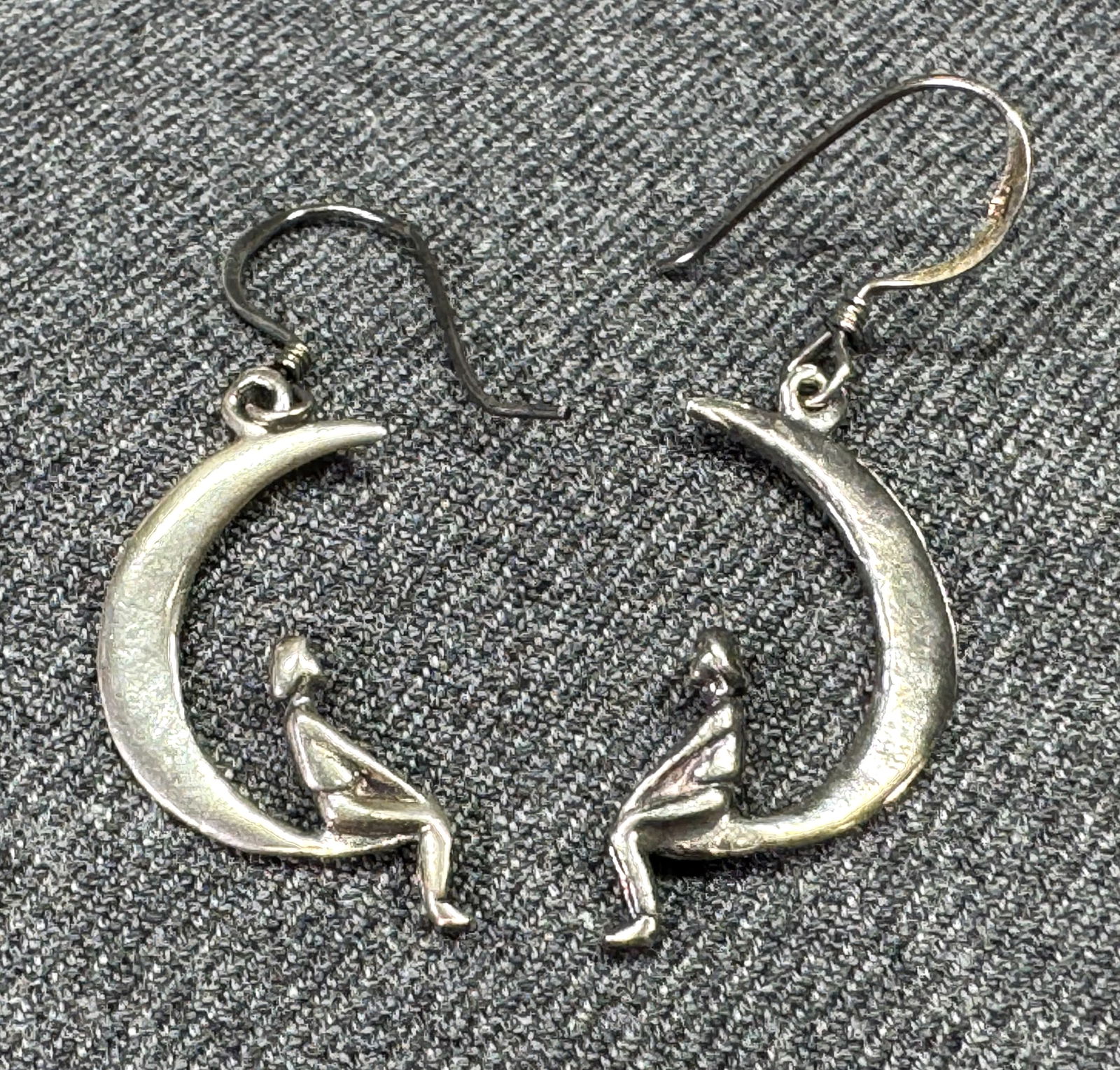 Vintage artsy sterling silver man and woman sitting on a crescent moon hook earrings (1 of 6)
