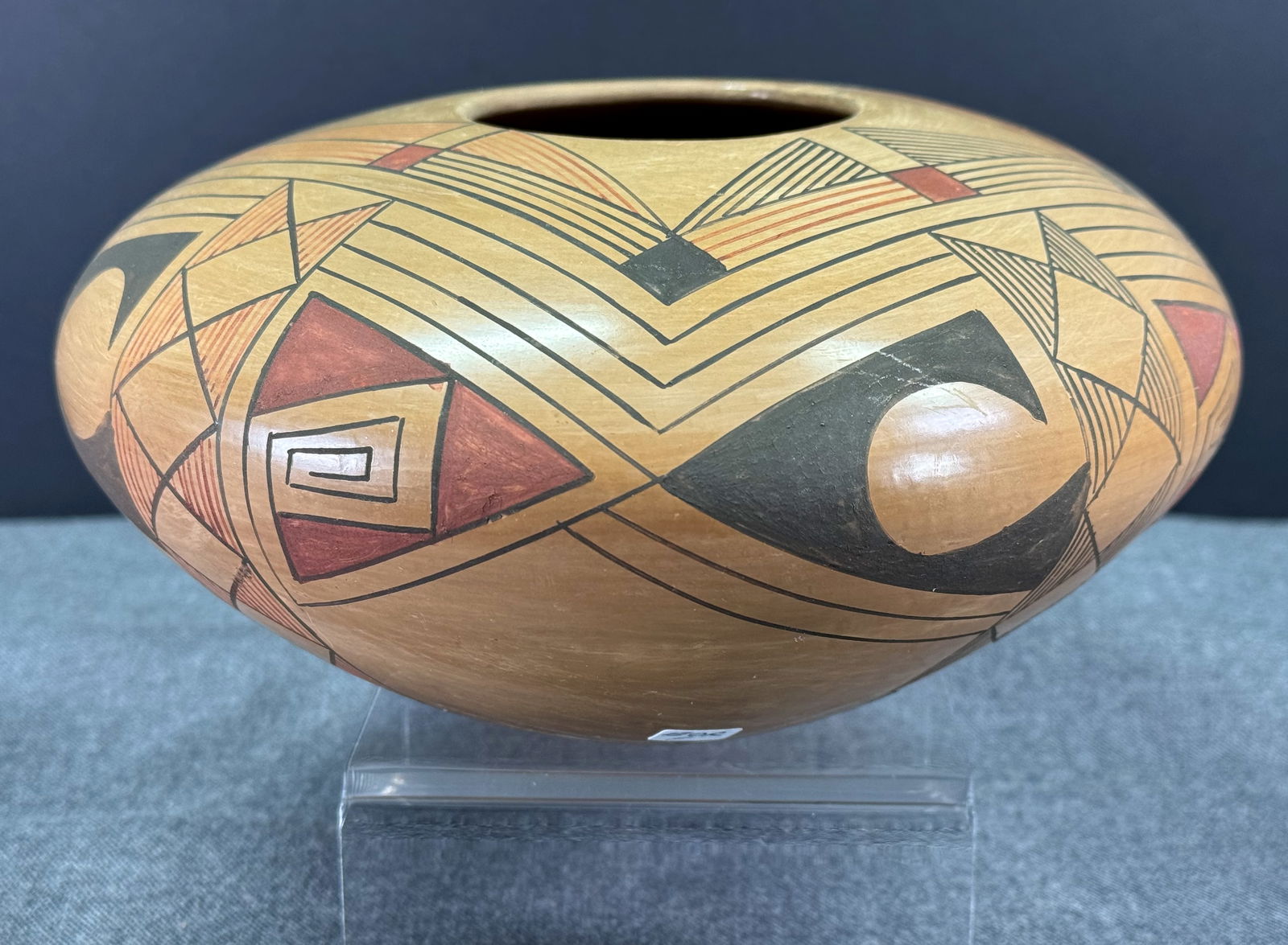 Emeterio Ortiz R , Mata Ortiz Polychrome Pottery Vase (1 of 10)