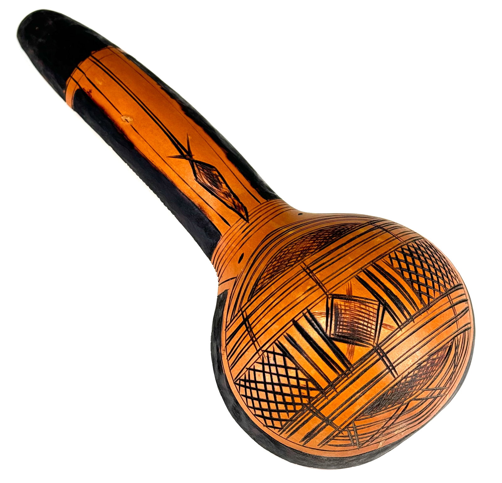 West African Fulani Decorated Calabash Ladle.: West African Fulani Decorated Calabash Ladle. For measures please refer to the pictures taken with a measuring tape. This is a NO RESERVE AUCTION: there are no hidden or confidential reserves, all acc