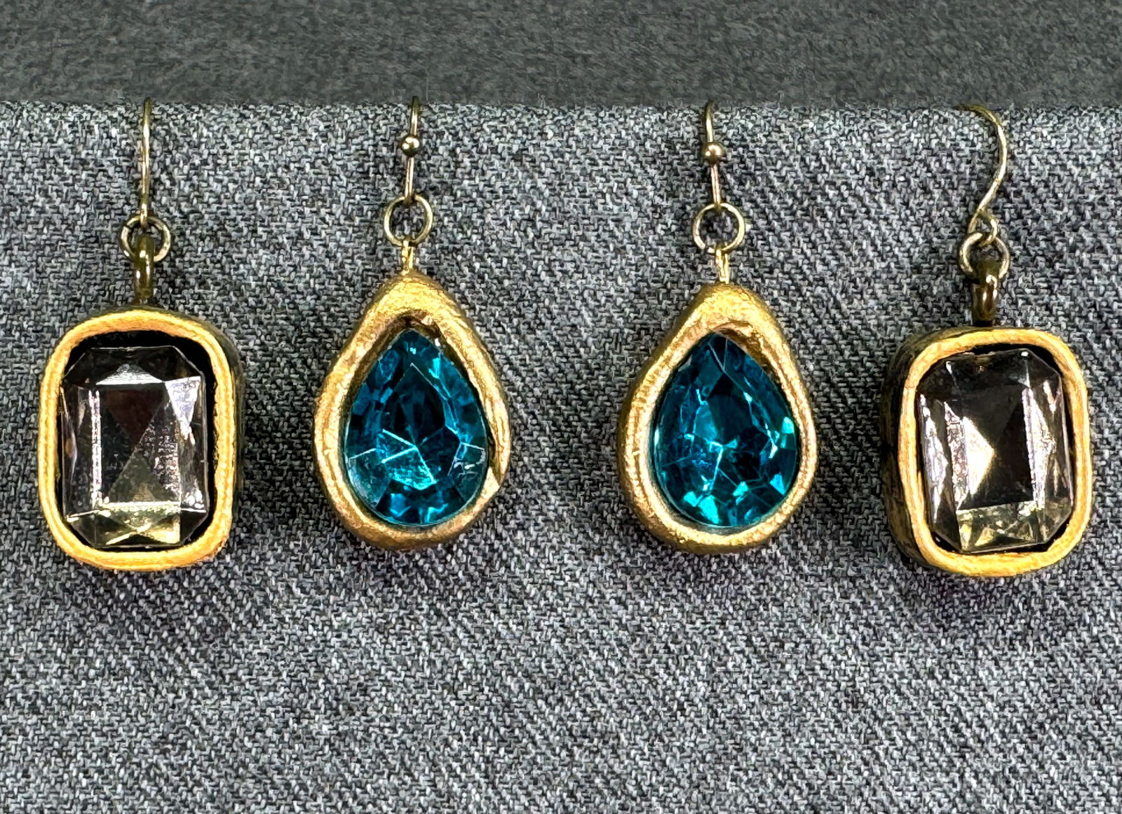 Vintage artsy boho color plastic rhinestones inlaid resin hook earrings lot (1 of 6)