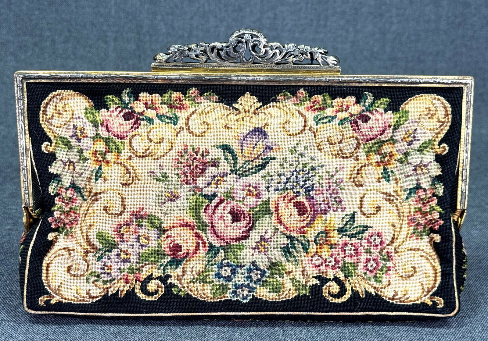 Vintage Austrian flowers & leaves petit point needlepoint clutch purse (1 of 11)