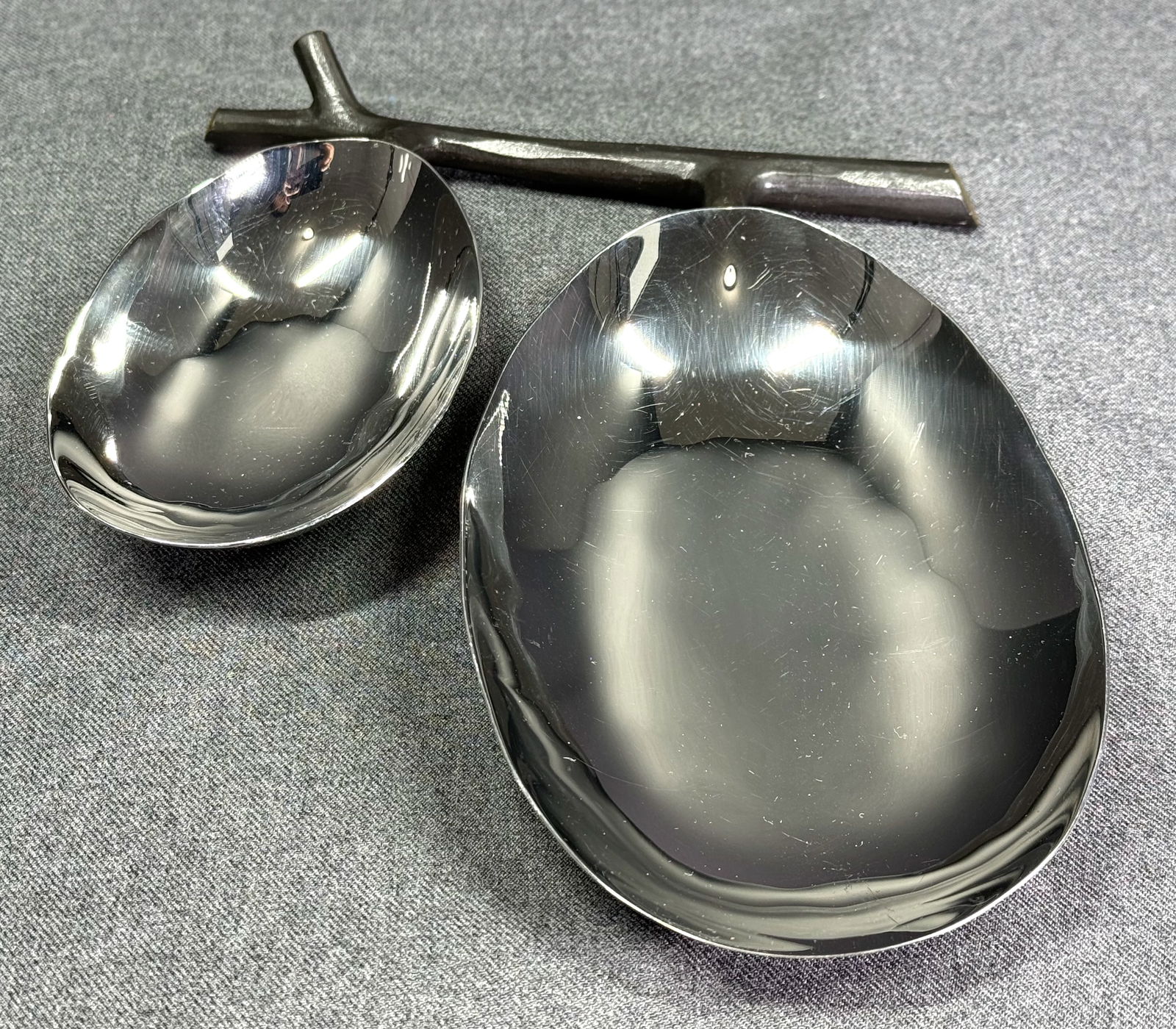 Michael Aram Botanical Pod Double Nut Dish. (1 of 9)