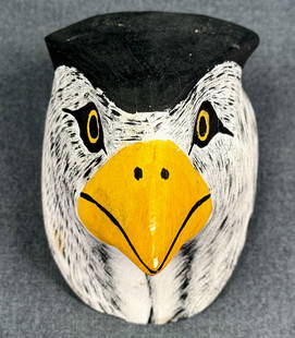 Vintage Chiriguano Chane Northwestern Argentina Ceremonial Bird Mask.: Vintage Chiriguano Chane Northwestern Argentina Ceremonial Bird Mask. Palo Borracho ( Chorissia insignis) carved and painted wood. It measures 7 3/4
