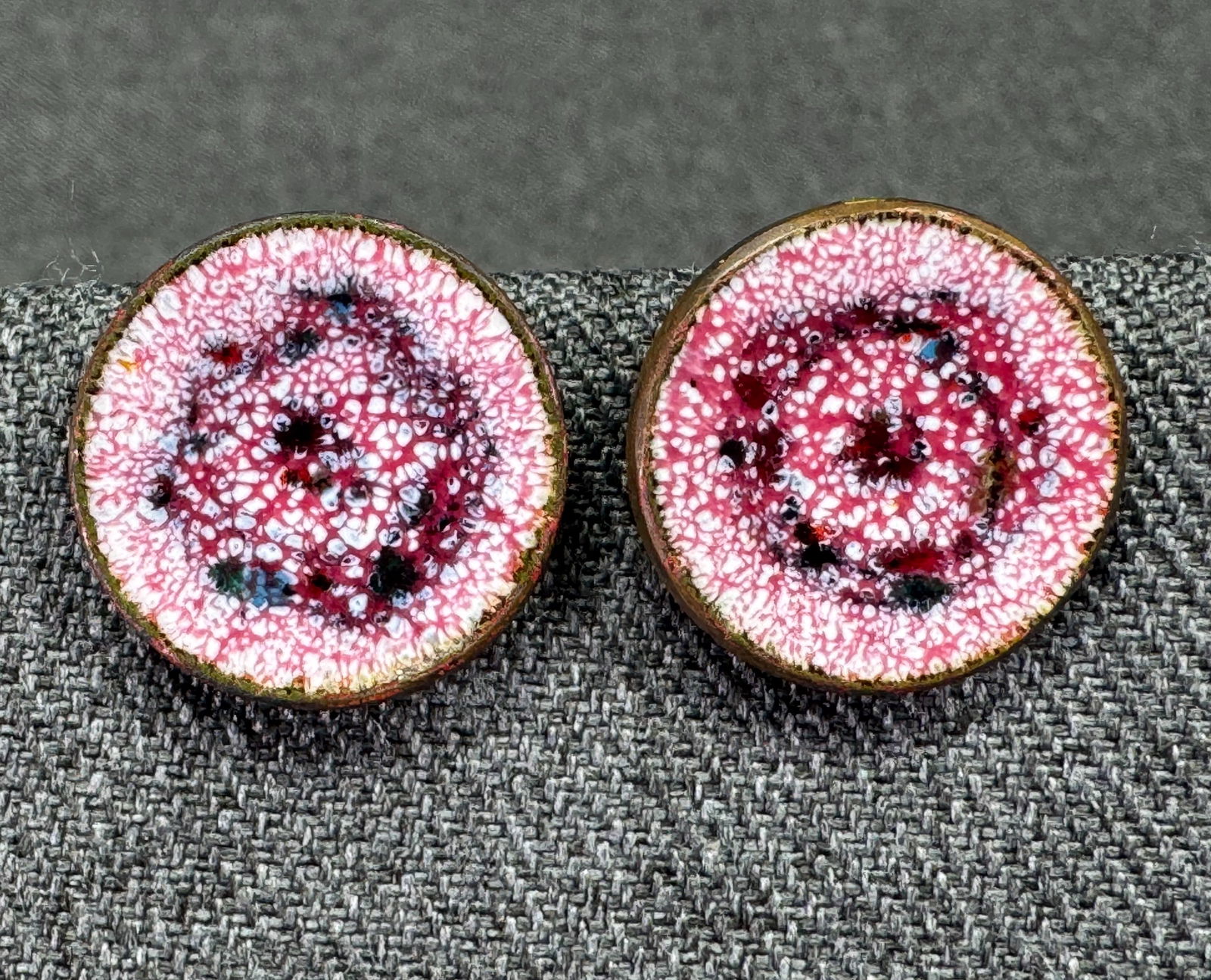 Vintage MCM enamel copper rounded screw back earrings (1 of 5)