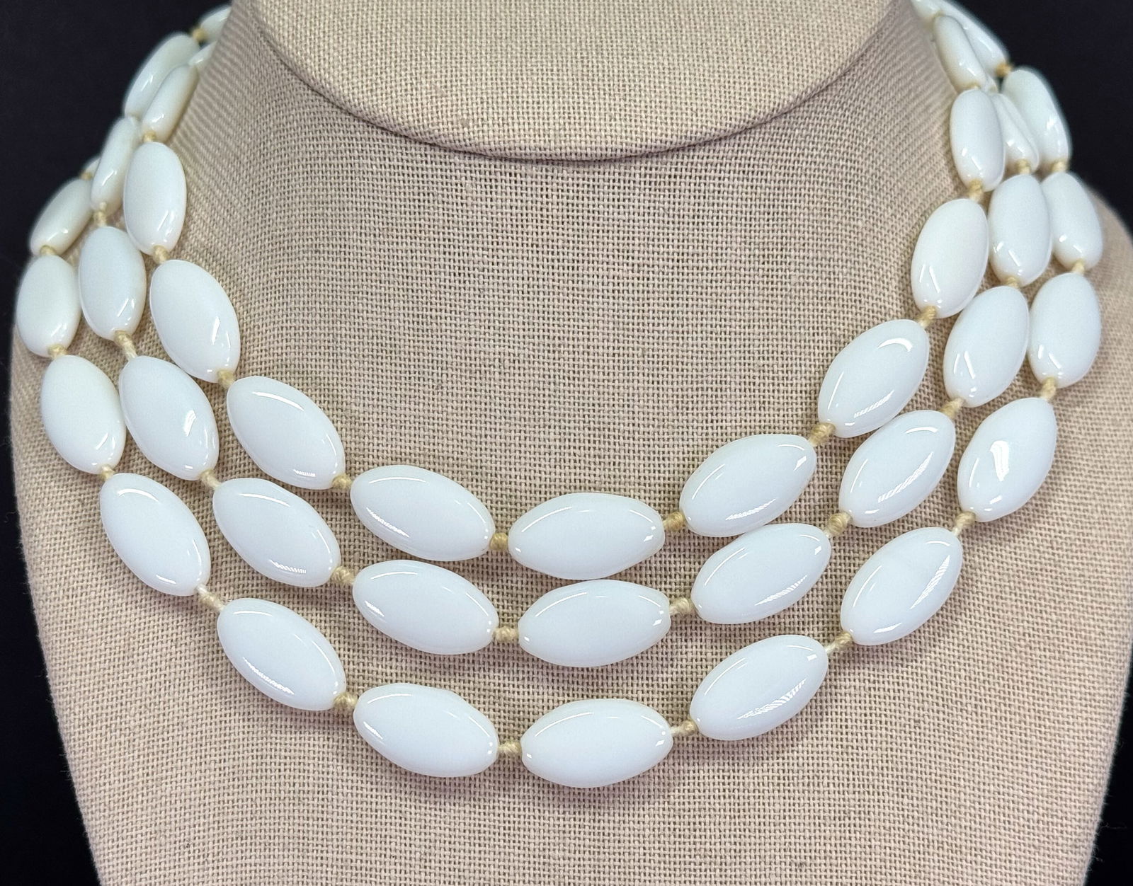 Vintage Antique art deco flapper milky white glass beads necklace.: Vintage Antique art deco flapper milky white glass beads necklace.. Hand knotted in between Unmarked. For measures please refer to the pictures taken with a measuring tape. Weight: 71 grams. IN HOUSE