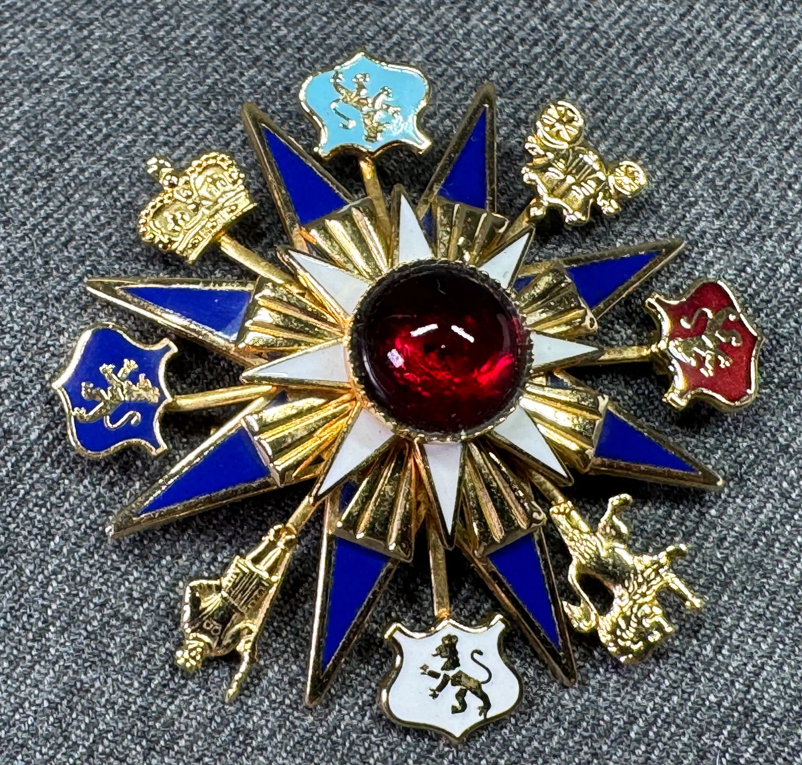 Vintage Heraldic Lion Shield Coach Swiss Guard Crown Red Glass Cab White Star Enamel Brooch pin (1 of 6)