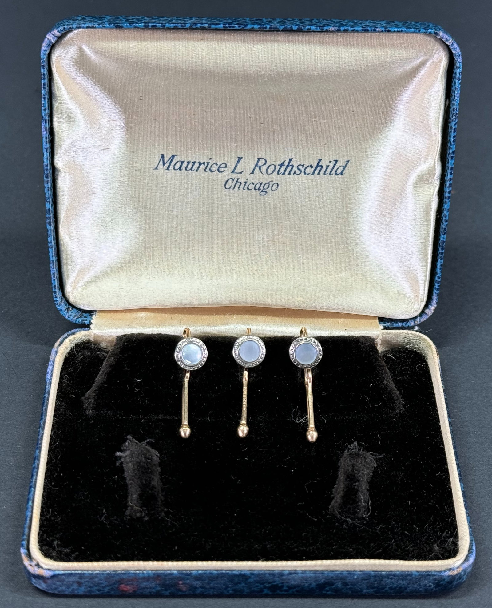 Vintage Krementz MOP gold-filled studs, lot of 3 in original Maurice L Rothschild Chicago box.: Vintage Krementz MOP gold-filled studs, lot of 3 in original Maurice L Rothschild Chicago box. Marked. For measures please refer to the pictures taken with a measuring tape. Weight: 68 Grams. This is 