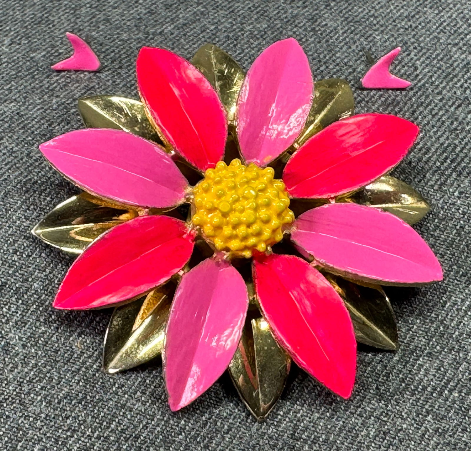 Vintage enamel goldtoned stud earrings & Sarah Coventry flower brooch pin (1 of 6)