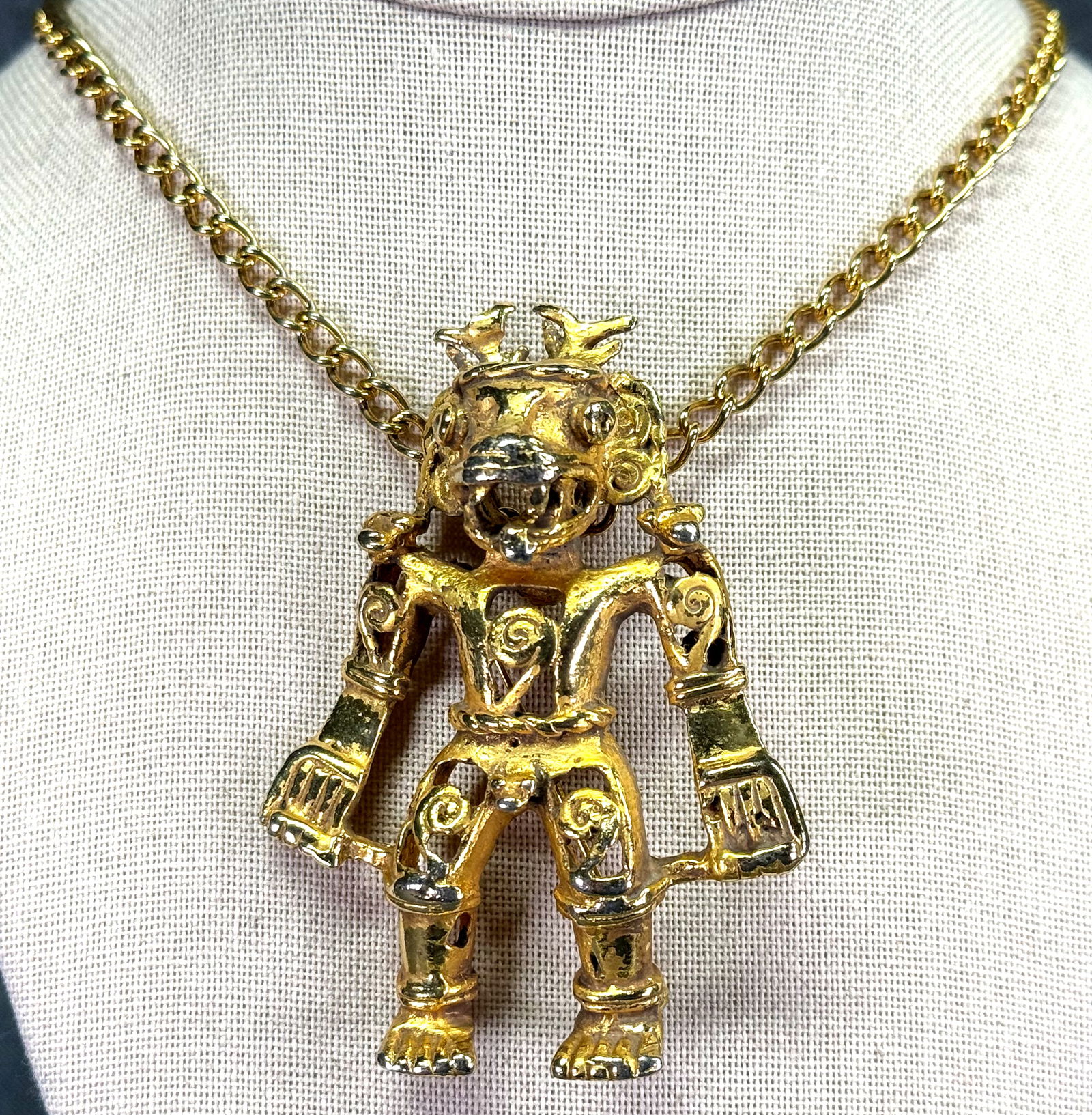 Vintage Alva Studio Museum Reproduction Mayan Aztec Warrior Brooch / Pendant Necklace (1 of 7)