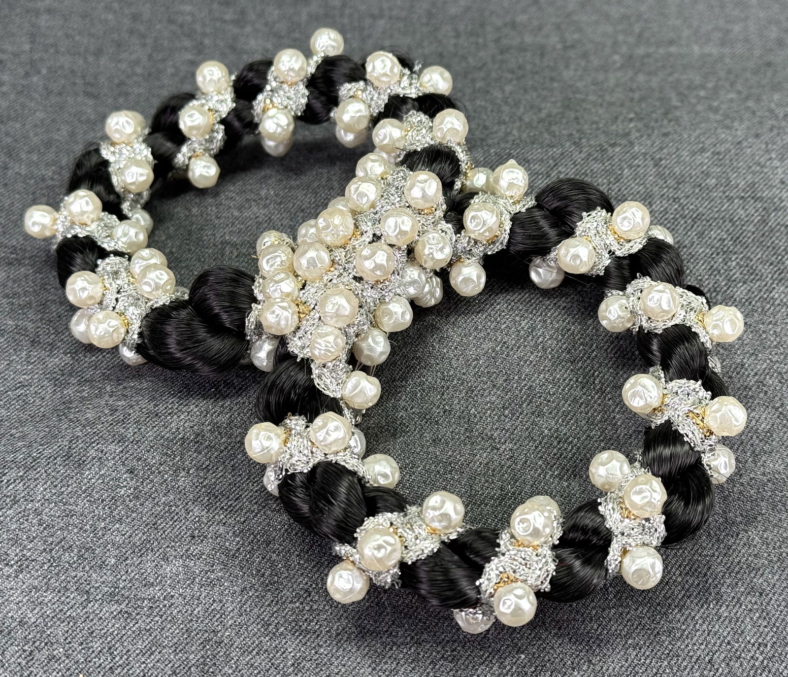 Vintage French oversized hair barrette . Braided hair passementerie & pearly beads: Vintage French oversized hair barrette . Braided hair passementerie & pearly beads. Clip marked Made in France.. For measures please refer to the pictures taken with a measuring tape. Weight: 23 Grams