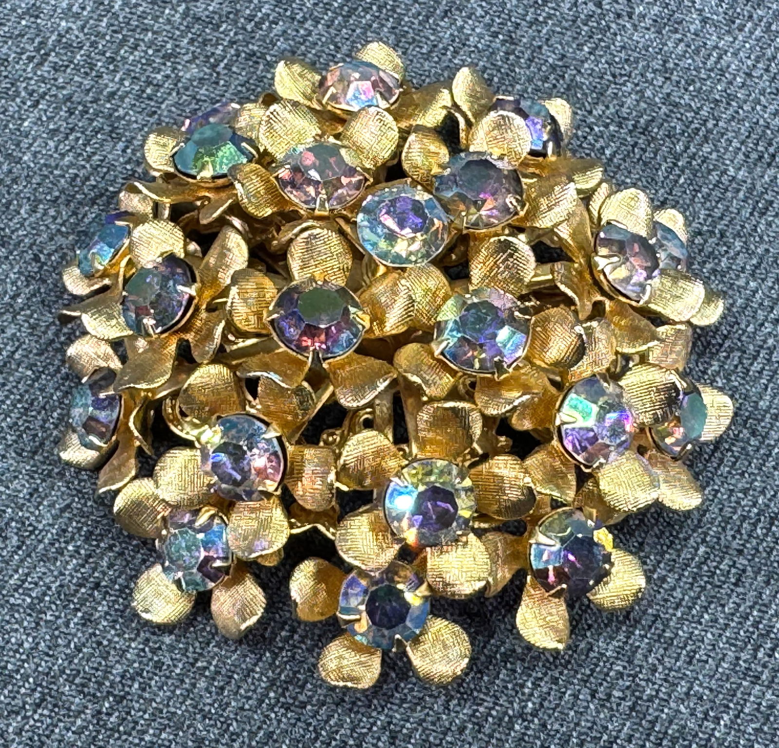 Vintage Kramer style AB crystals flowers dome brooch pin. (1 of 7)