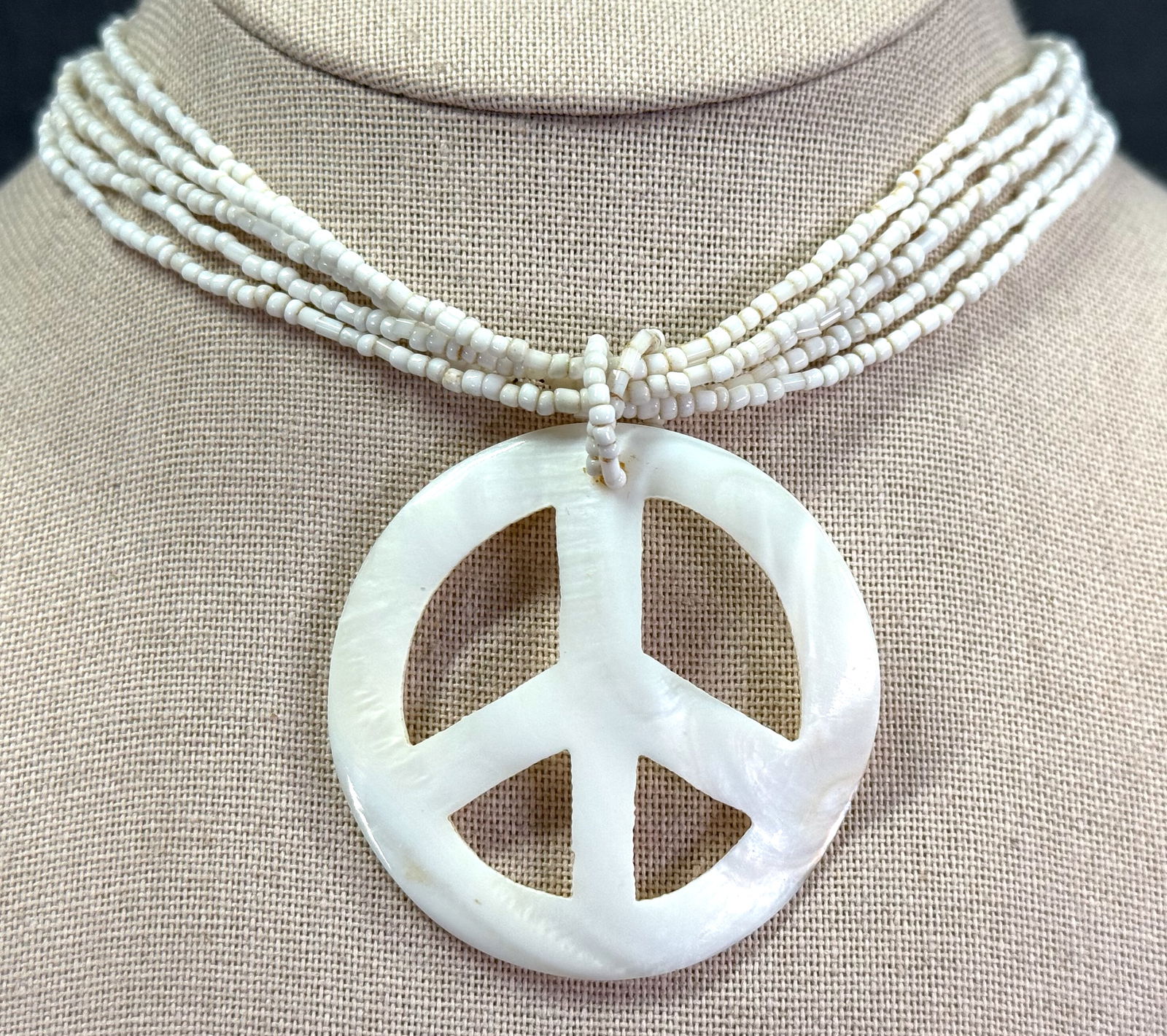 Vintage mother of pearl peace symbol pendant glass beaded necklace (1 of 6)