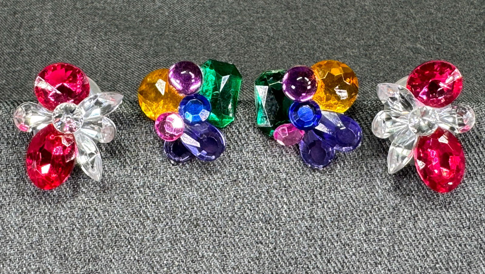 Vintage Wendy Gell Style assorted mirrorer color plastic beads stud earrings. Lot of 2 (1 of 7)