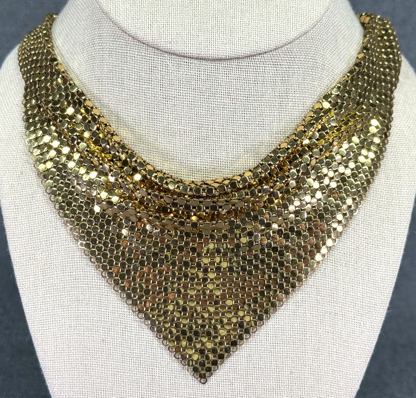 Vintage Whiting and Davis Oromesh goldtoned metal mesh bib bandanna necklace (1 of 6)