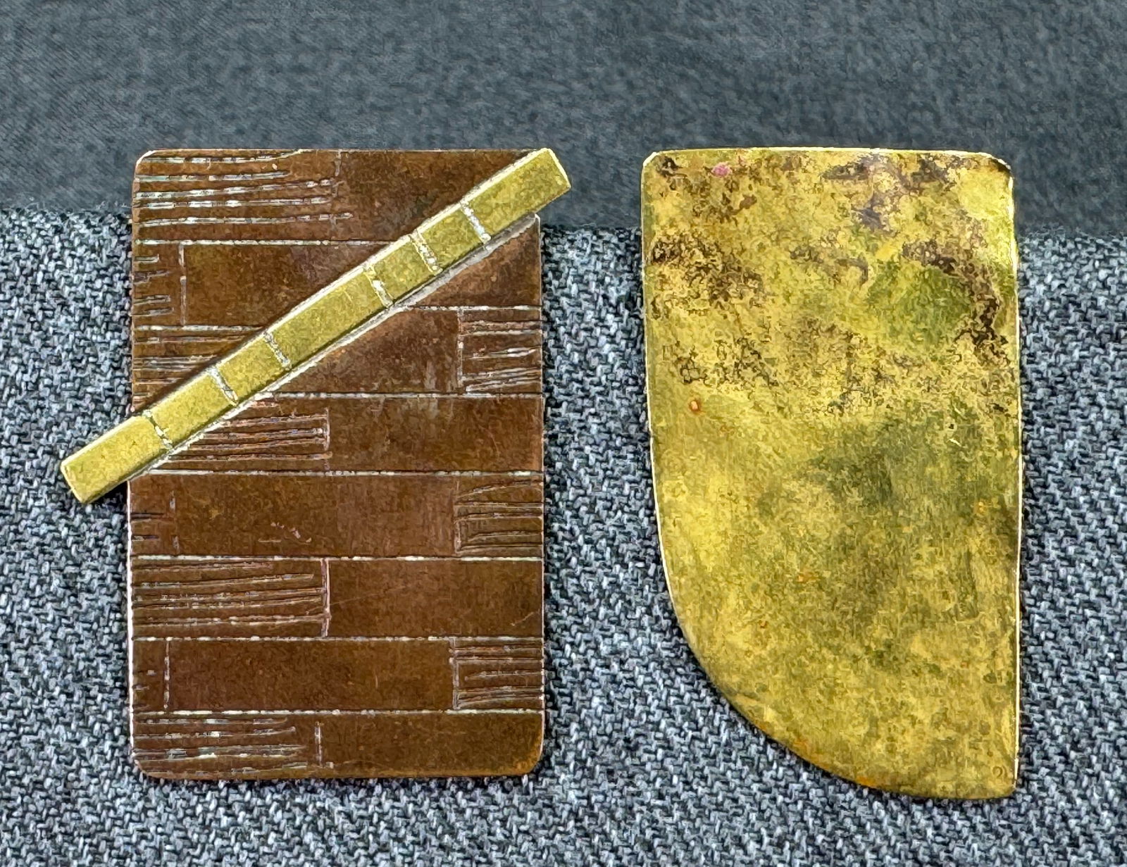 Vintage artsisan assorted copper & bronze and bronze stud earrings (1 of 6)