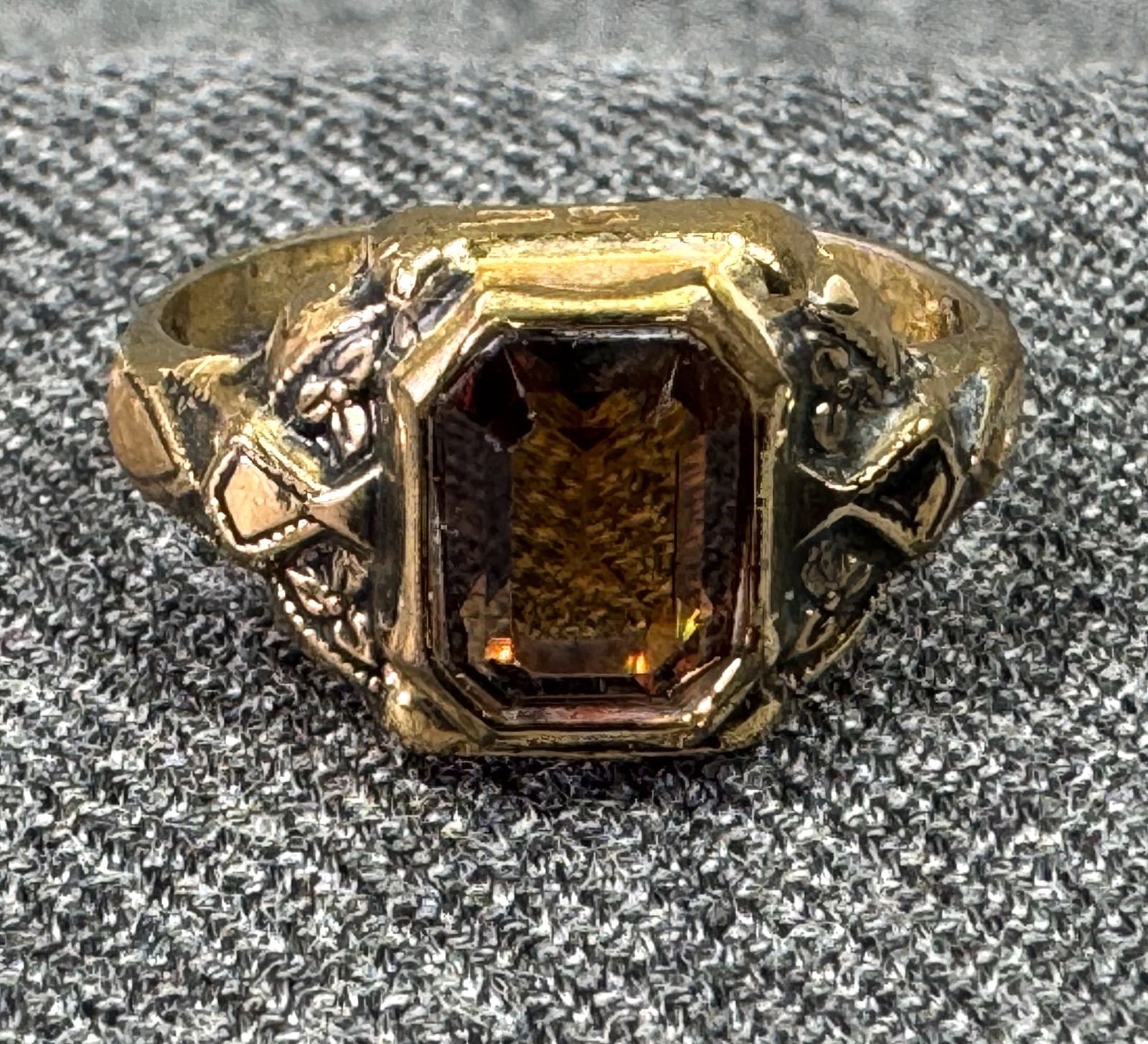 Vintage Uncas open back crystal 14K gold-electroplated ring (1 of 8)