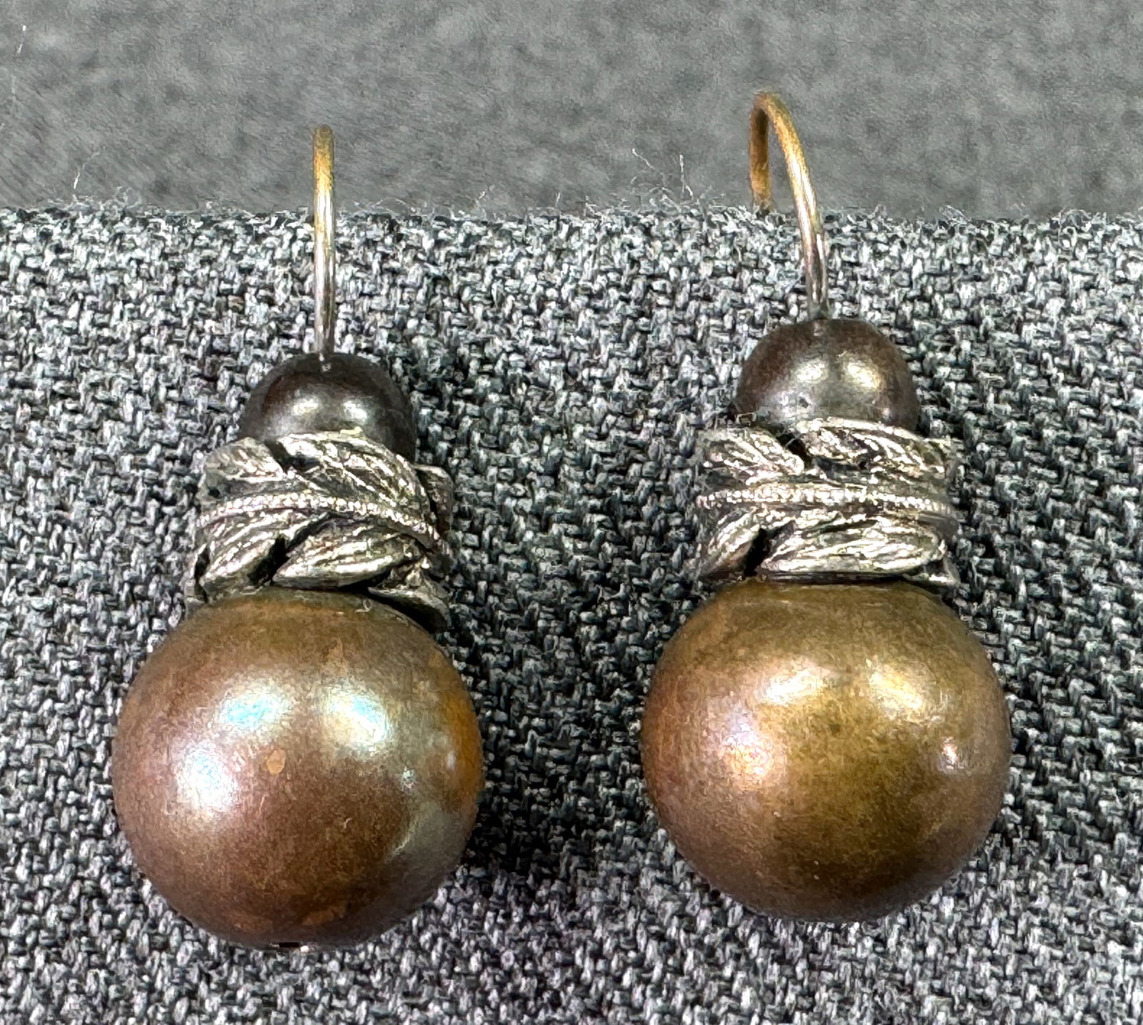 Vintage artisan copper & silvertoned metal hook earrings (1 of 5)