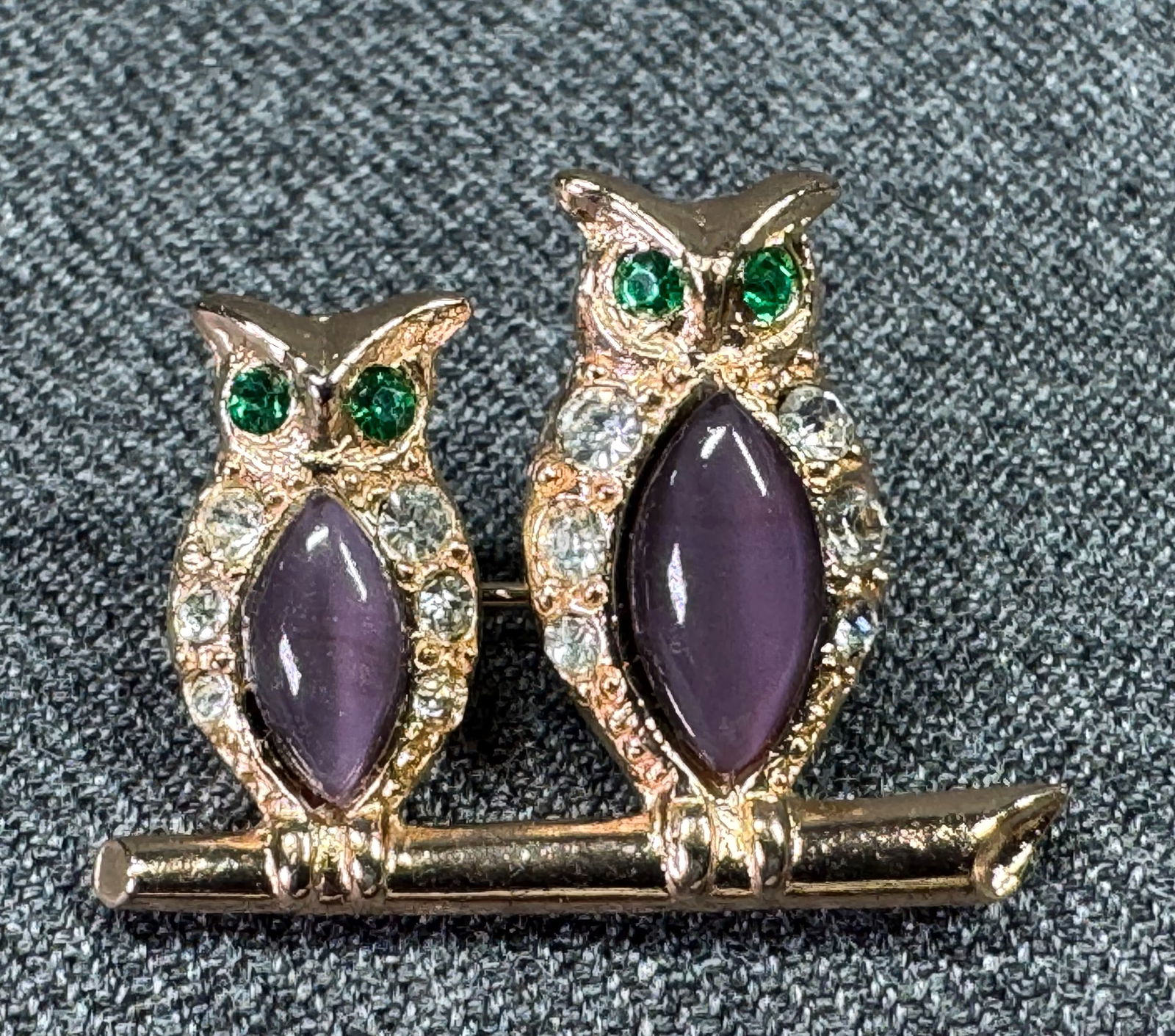 Vintage jelly belly crystals goldtoned mother & daughter owl pin (1 of 6)