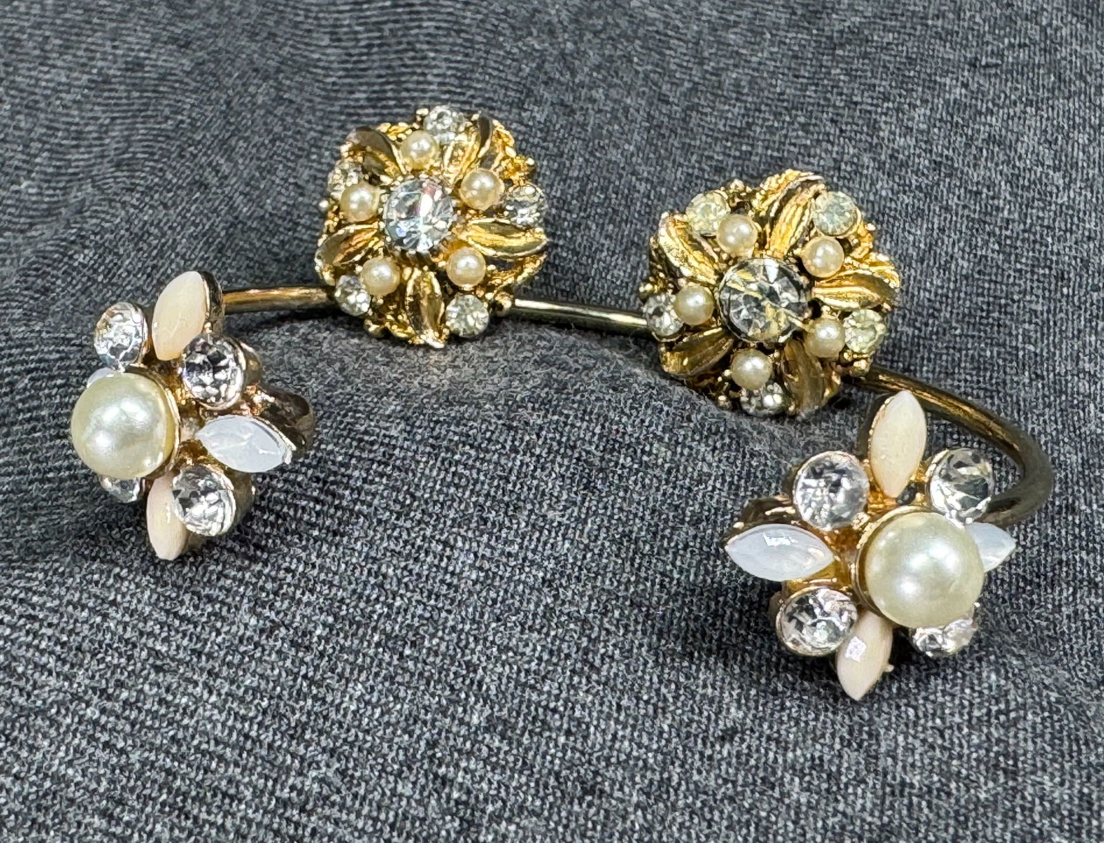 Vintage assorted jeweled flower goldtone cuff bracelet & screw back earrings (1 of 9)