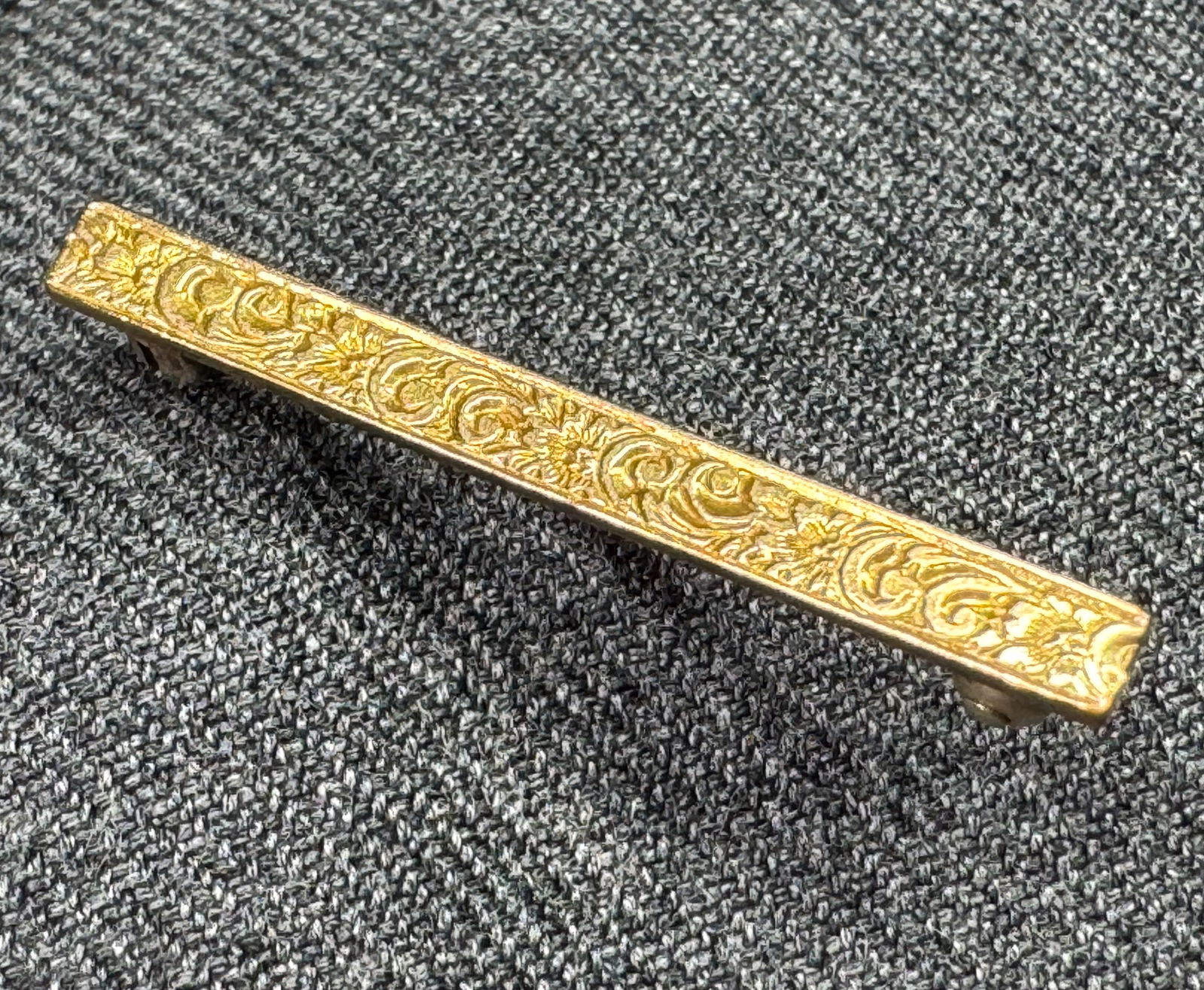 Antique W.M.C. flowers & scrolls gold-filled lingerie brooch pin (1 of 6)