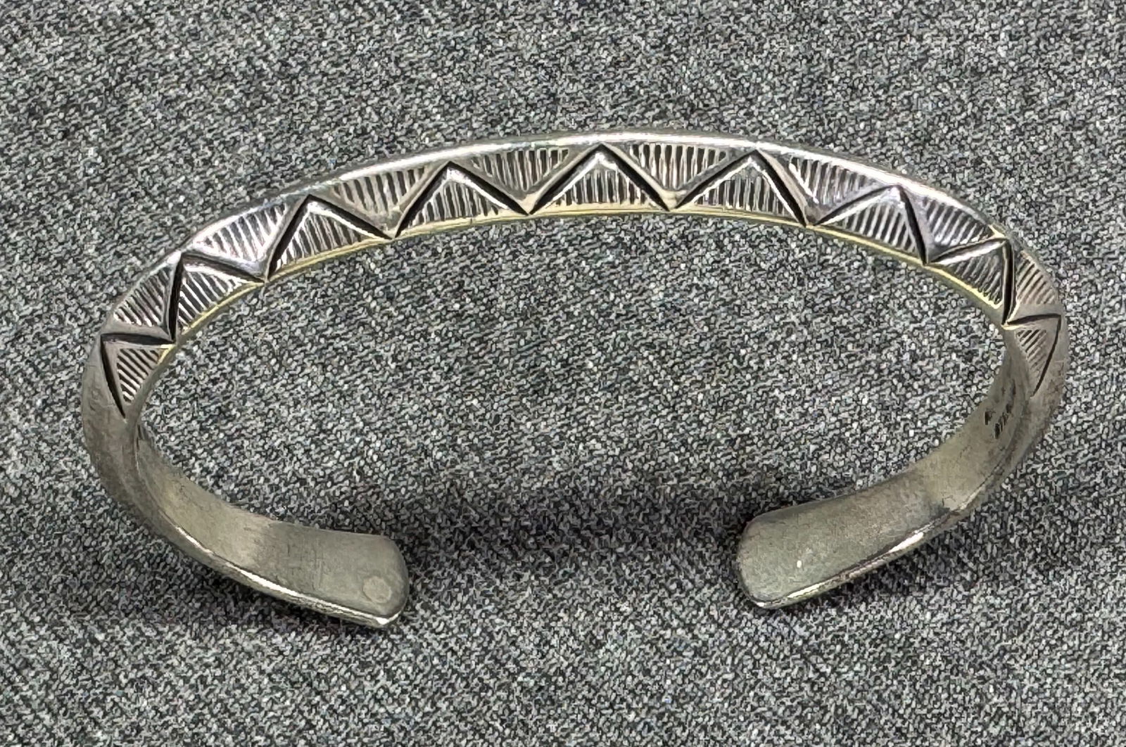 Navajo Rick Werito sterling silver cuff bracelet (1 of 12)