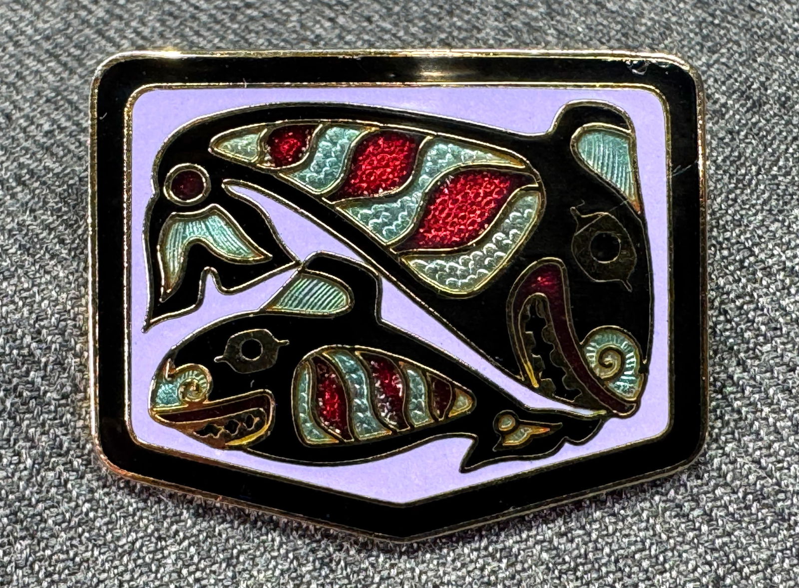 Vintage Barbara Lavallee for Artique enamel goldtoned whales brooch pin (1 of 4)