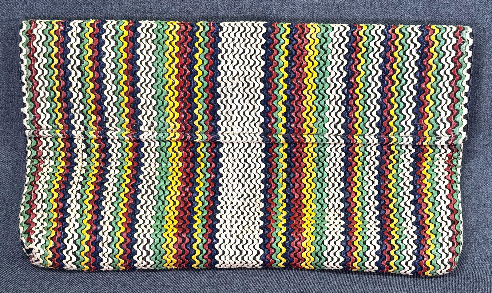 Vintage 40s zigzag rainbow woven huile ribbon large clutch purse bag (1 of 10)