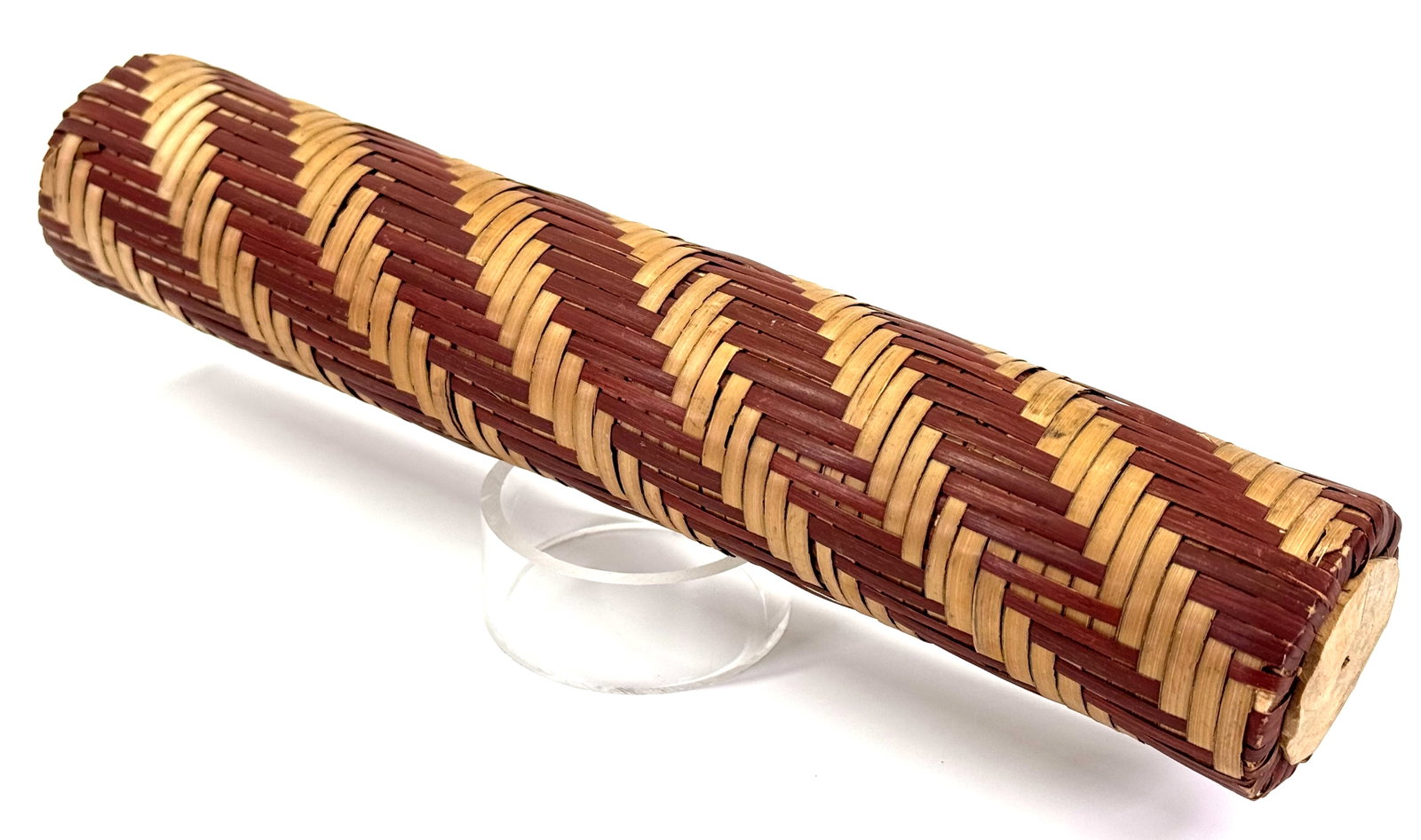 Amazonian Satere-Mawe ? Rainstick. Wood and fiber binding.: Amazonian Satere-Mawe? Rainstick. Wood and fiber binding. For measures please refer to the pictures taken with a measuring tape. This is a NO RESERVE AUCTION: there are no hidden or confidential reser