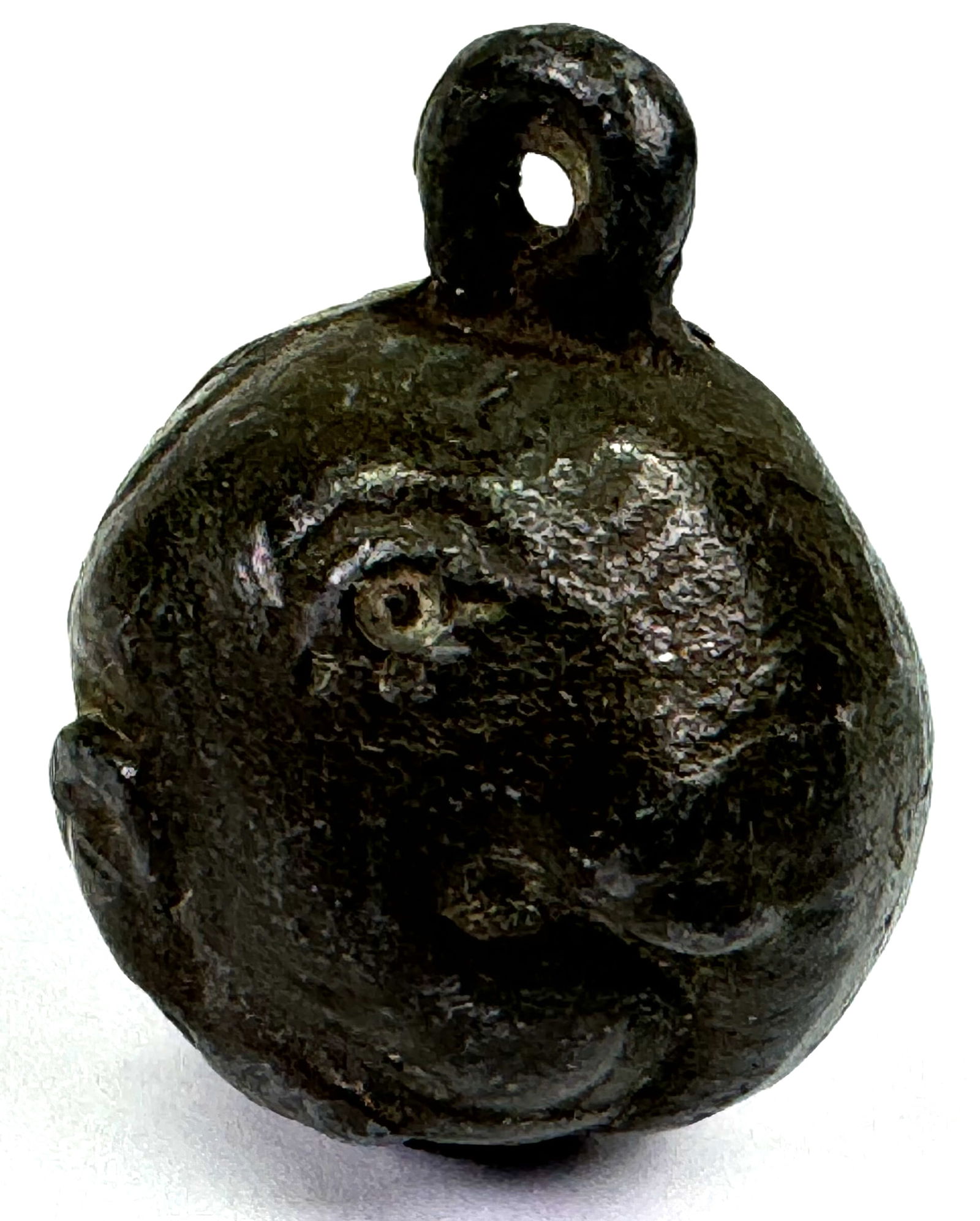 Old Thai Phaya Kochasarn candy elephant shape lead amulet pendant (1 of 7)