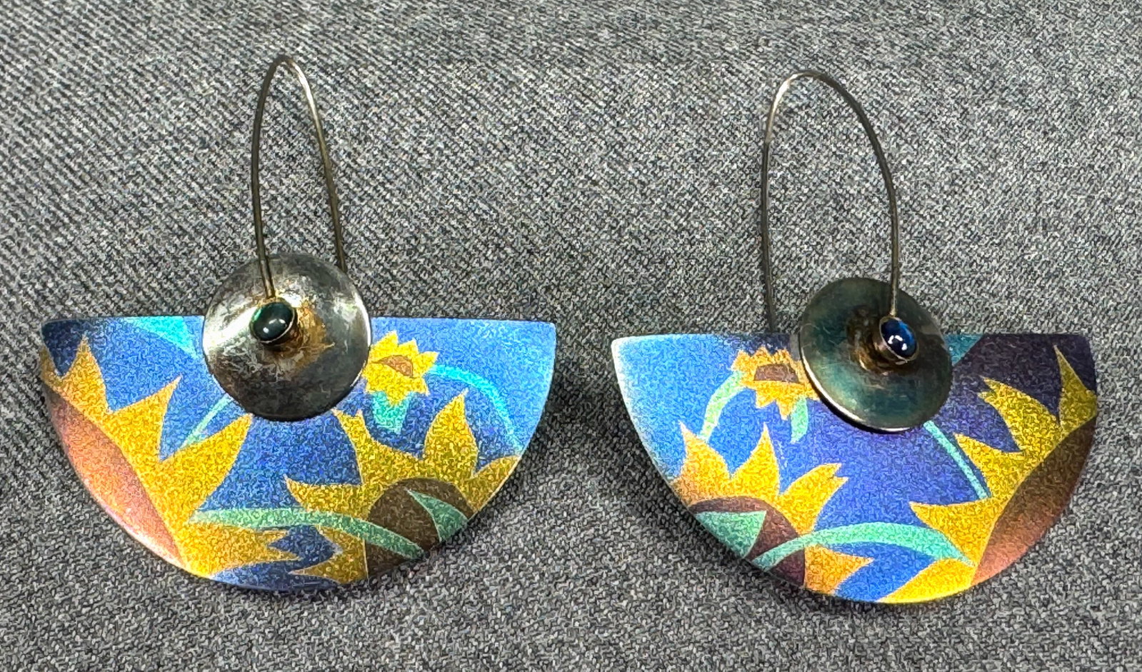 Keith Lewis Studio Large Niobium Half-Round Pierced Earrings: Keith Lewis Studio Large Niobium Half-Round Pierced Earrings. Marked. For measures please refer to the pictures taken with a measuring tape. Weight: 12 Grams IN HOUSE Estimated* SHIPPING & HANDLING CO