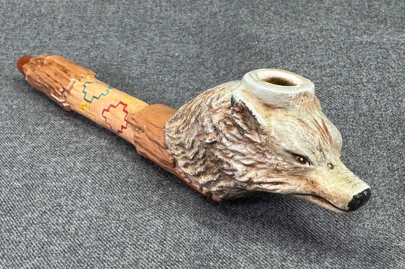 Native American Style Wolf Pottery Pipe. (1 of 6)