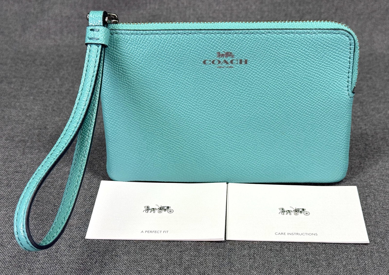 Coach Corner Zip Bluish Wristlet Wallet Purse. Unused with cards: IN HOUSE FLAT SHIPPING & HANDLING COST WITHIN ALL THE U.S. : $8 To bypass LiveShipping, and use our In-House shipping service for $8 or shipping combined for multiple lots, please select “Arrange Yo