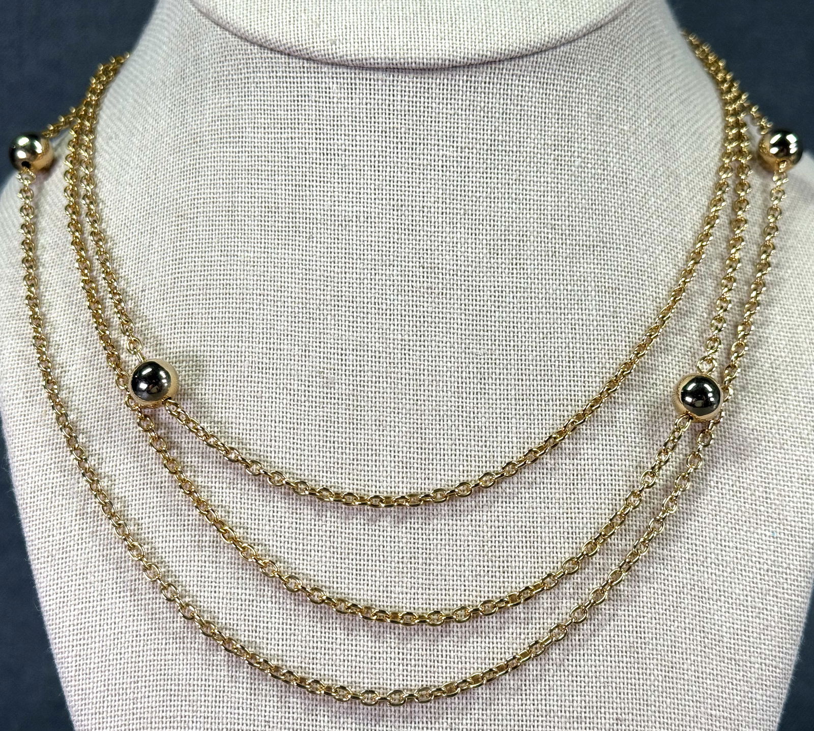 Vintage flapper style goldtoned metal chain with ball beads necklace: IN HOUSE FLAT SHIPPING & HANDLING COST WITHIN ALL THE U.S. : $7 To bypass LiveShipping, and use our In-House shipping service for $7 or shipping combined for multiple lots, please select “Arrange Yo
