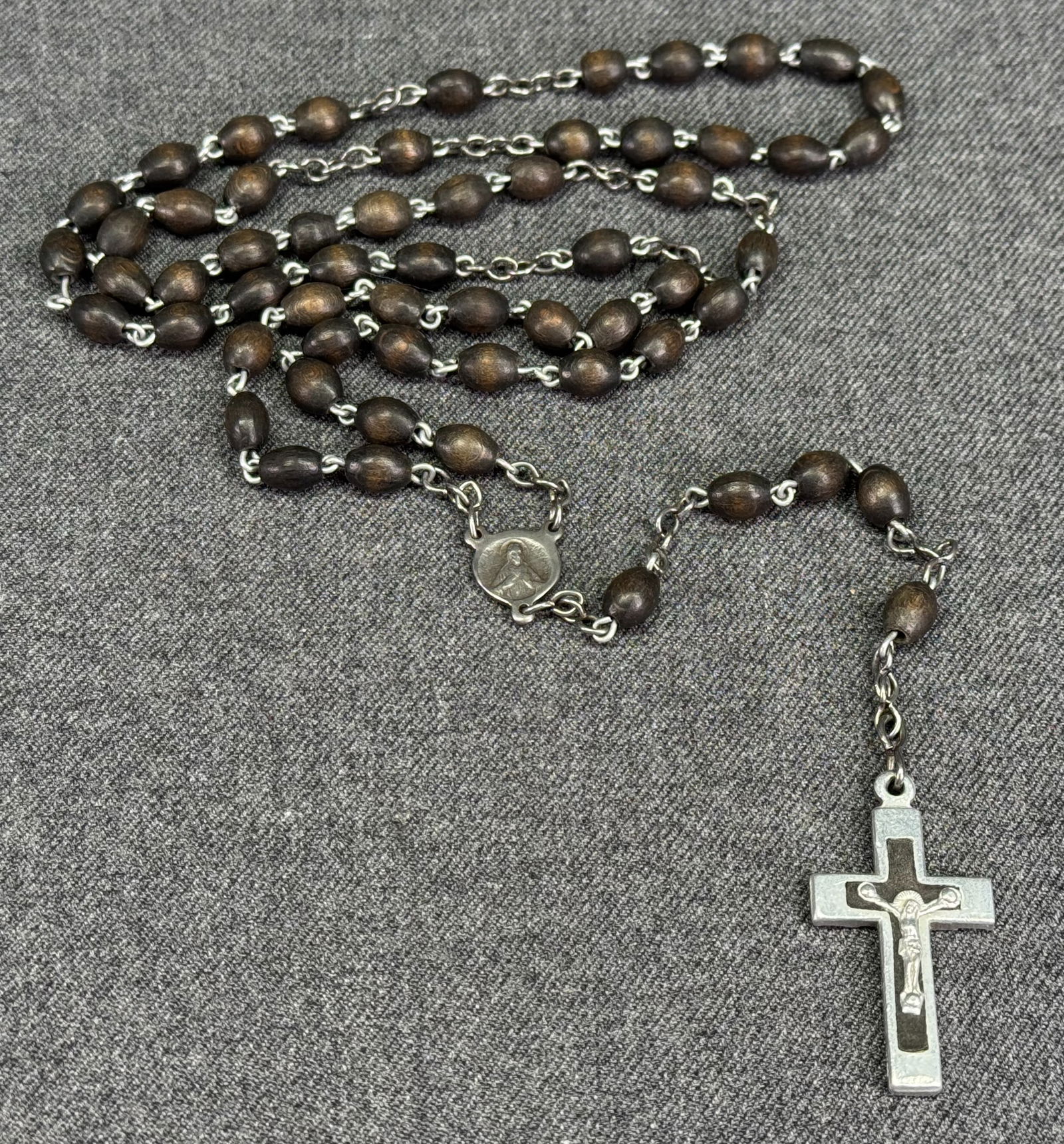 Vintage ebony wood beads silvertoned metal rosary: IN HOUSE FLAT SHIPPING & HANDLING COST WITHIN ALL THE U.S. : $7 To bypass LiveShipping, and use our In-House shipping service for $7 or shipping combined for multiple lots, please select “Arrange Yo