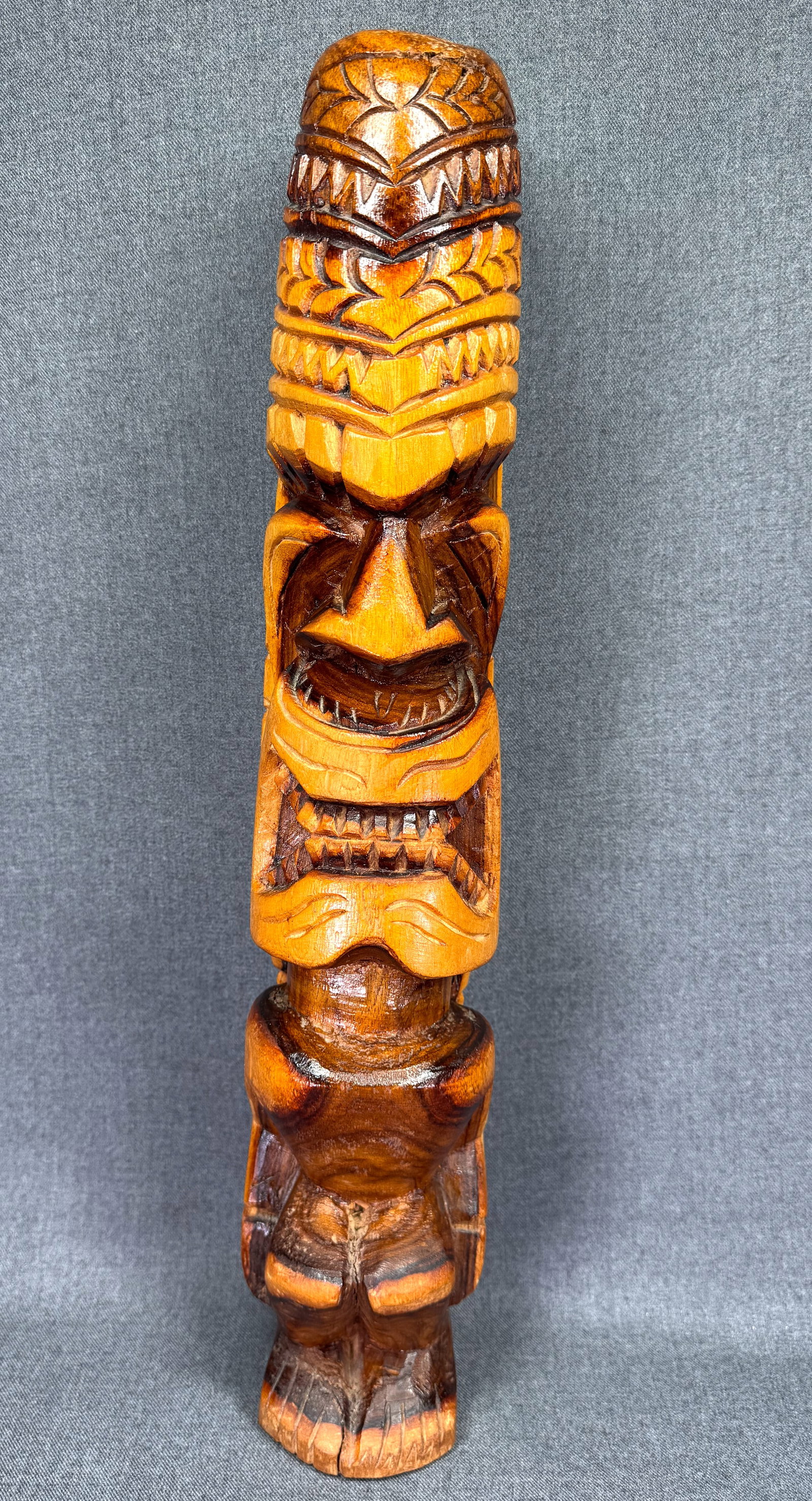 Hawaiian Tiki Figure. Carved wood.: IN HOUSE FLAT SHIPPING & HANDLING COST WITHIN ALL THE U.S. : $17 To bypass LiveShipping, and use our In-House shipping service for $17 or shipping combined for multiple lots, please select “Arrange 